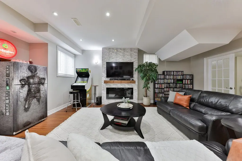 3260 Ribble Crescent
