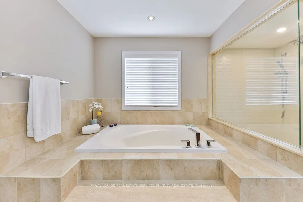 3260 Ribble Crescent