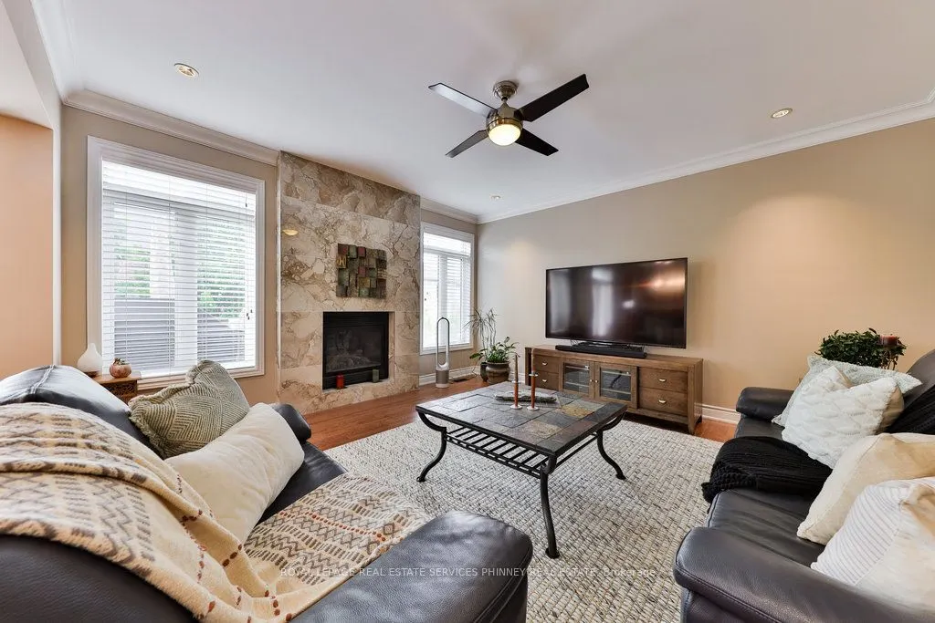 3260 Ribble Crescent
