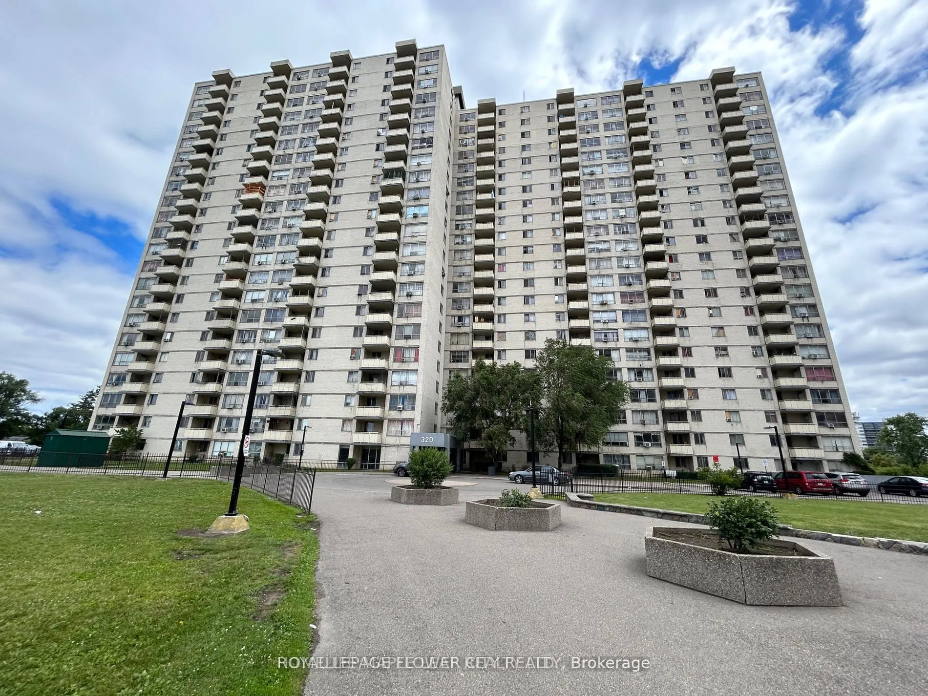 320 Dixon Road, #1106