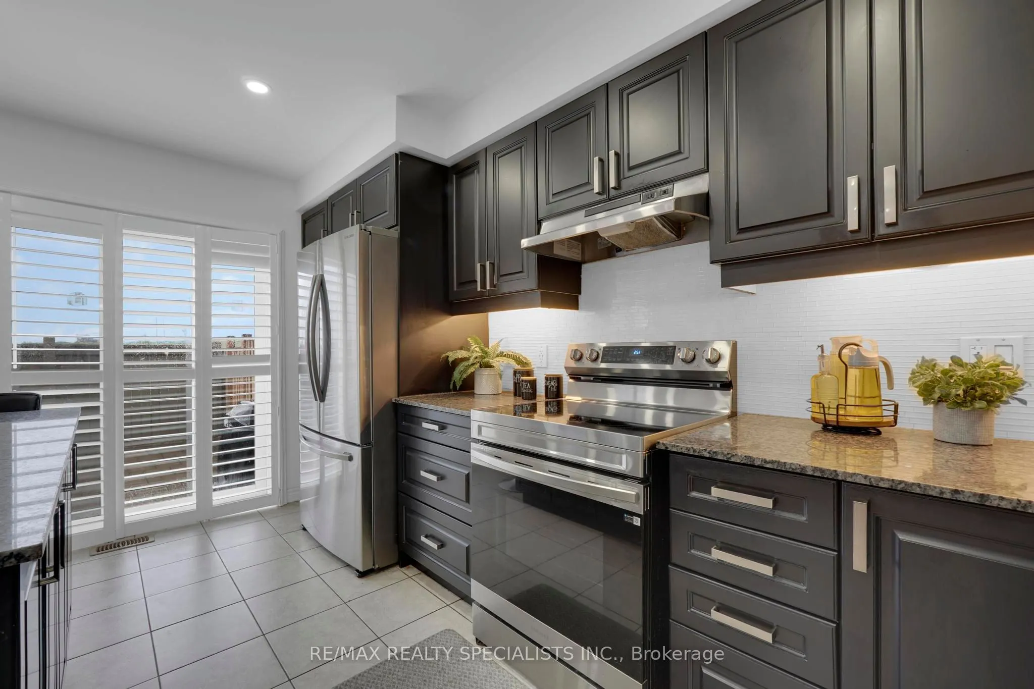 1000 Asleton Boulevard, #36