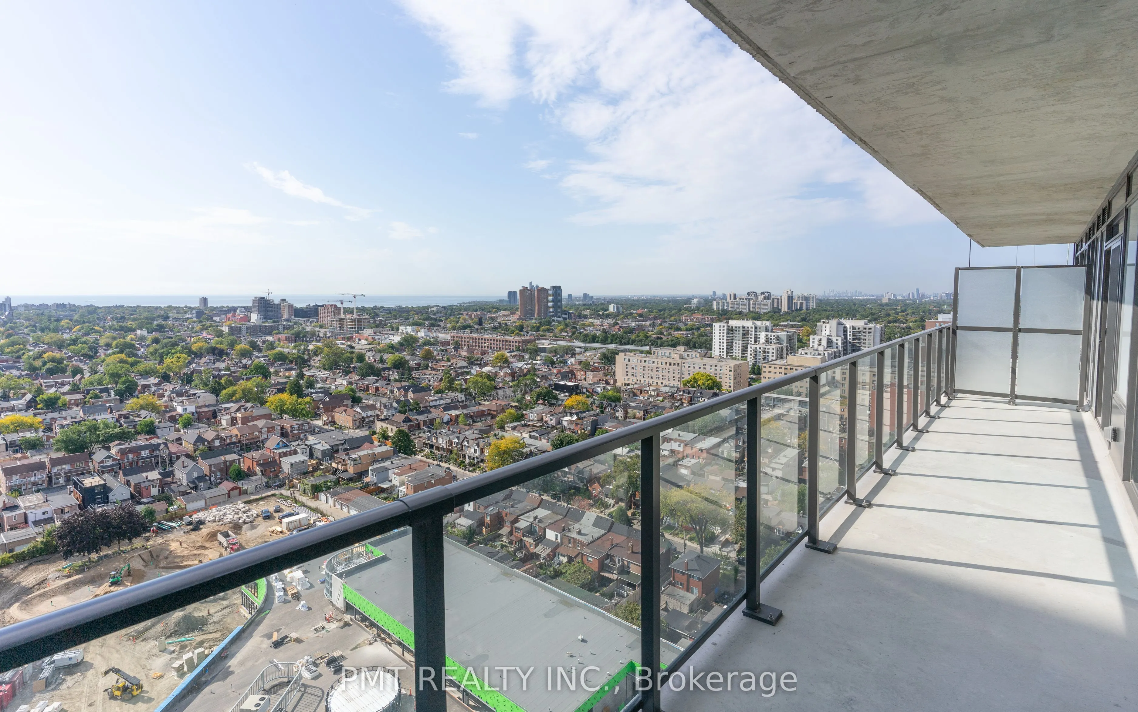 1285 Dupont Street, #2001