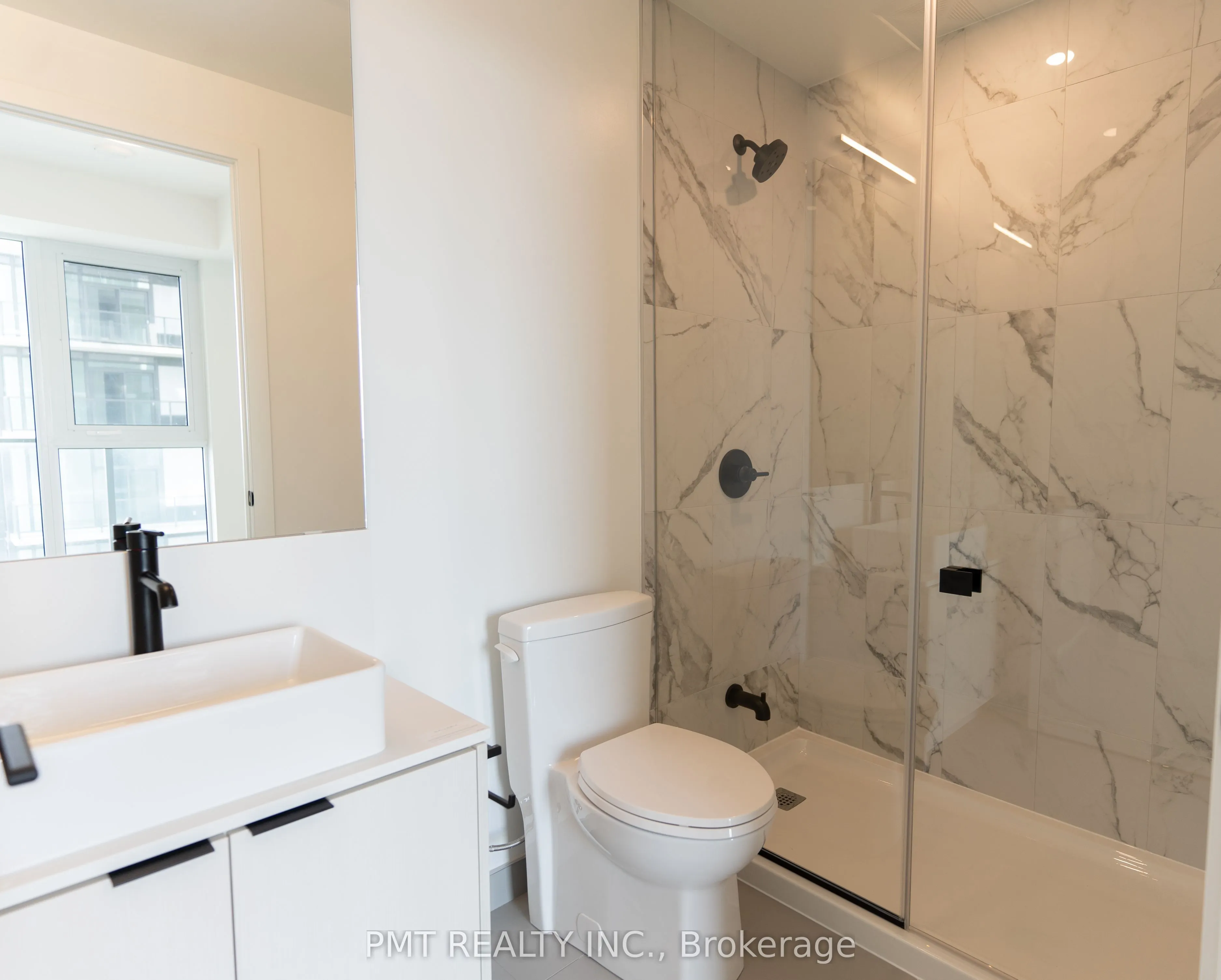 1285 Dupont Street, #2001
