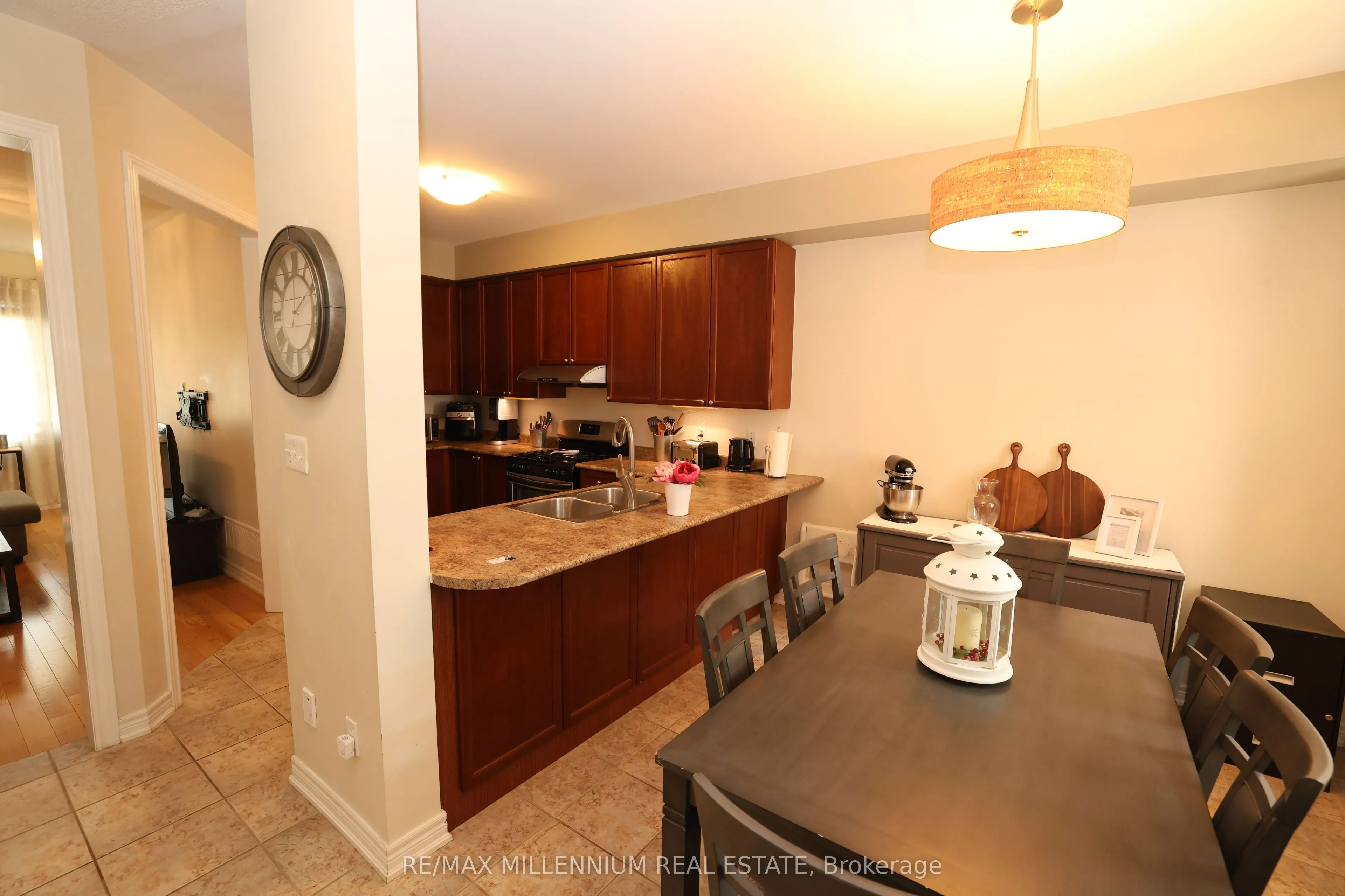 1015 Galesway Boulevard, #5