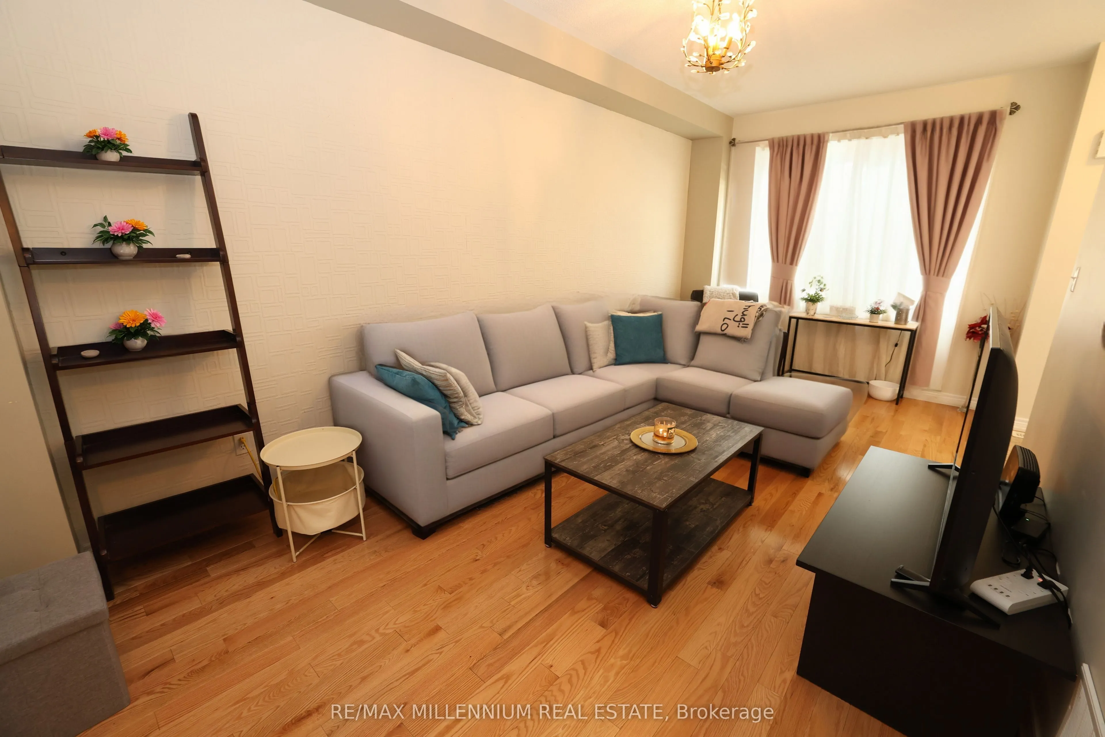 1015 Galesway Boulevard, #5