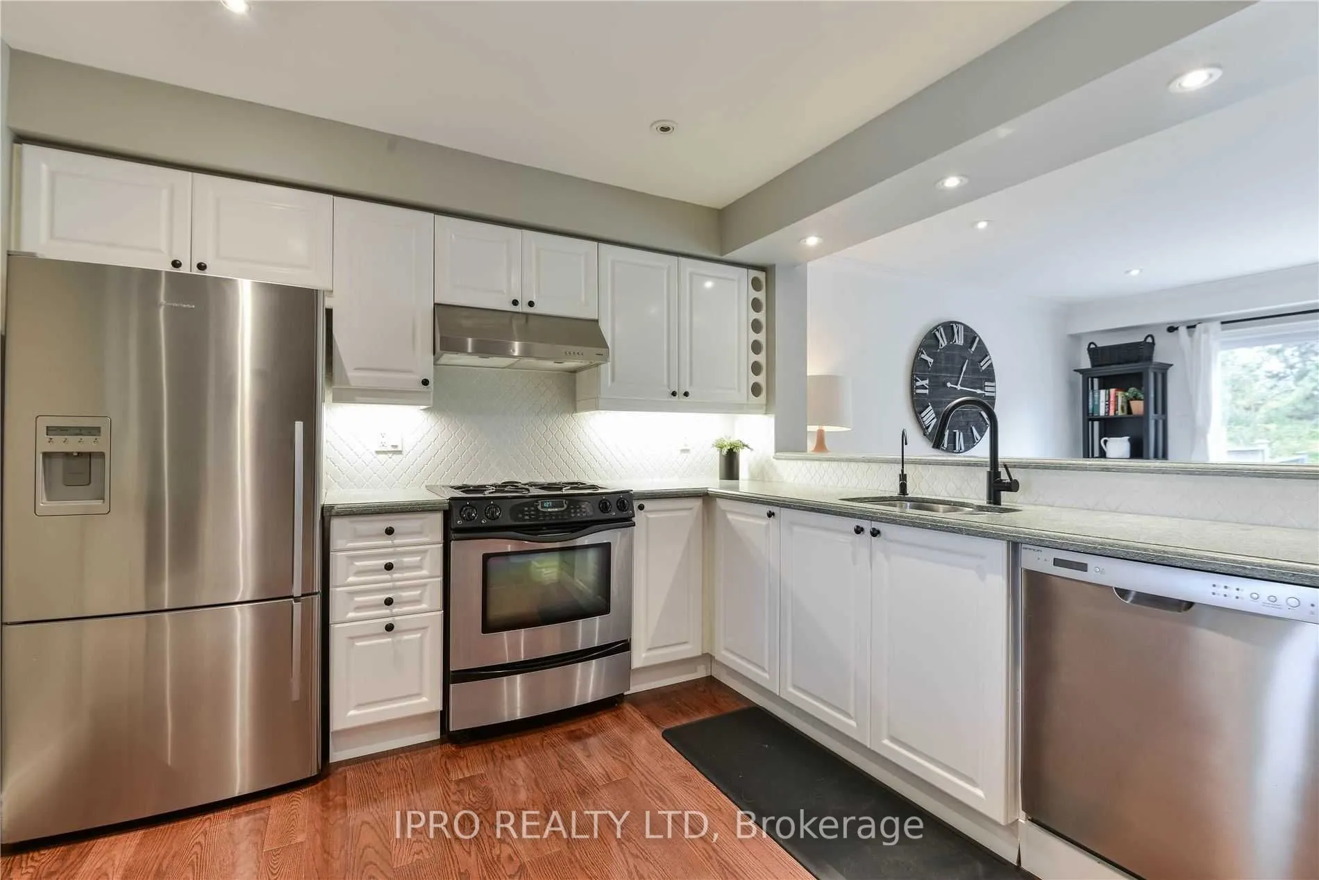 32 Gardenia Way