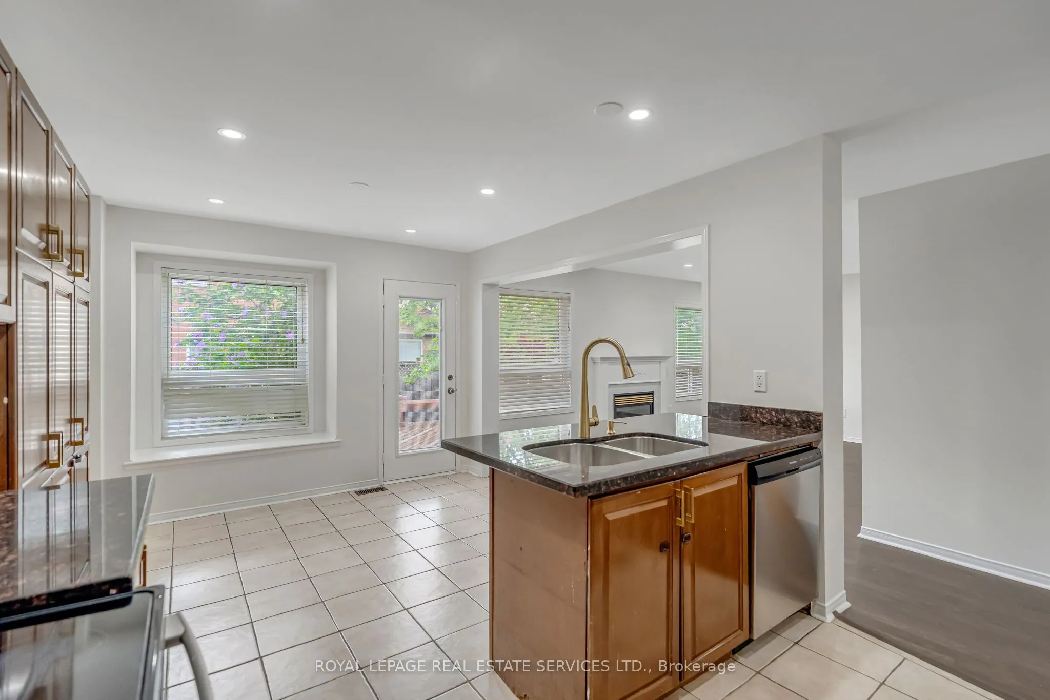 2272 Fairmount Drive