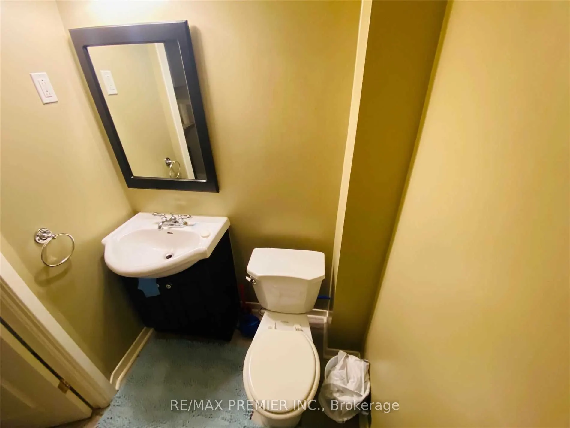 10 Jopling Avenue N, #Bsmt Apt