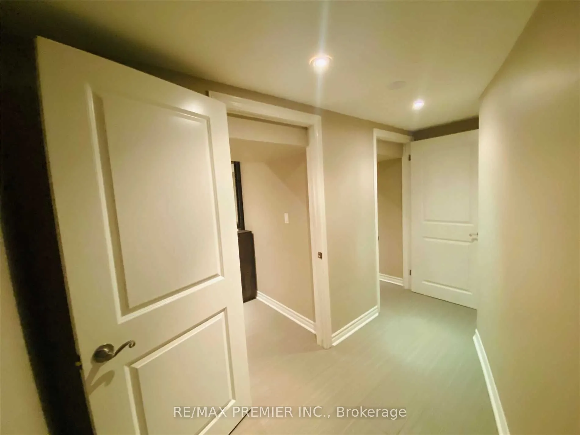 10 Jopling Avenue N, #Bsmt Apt