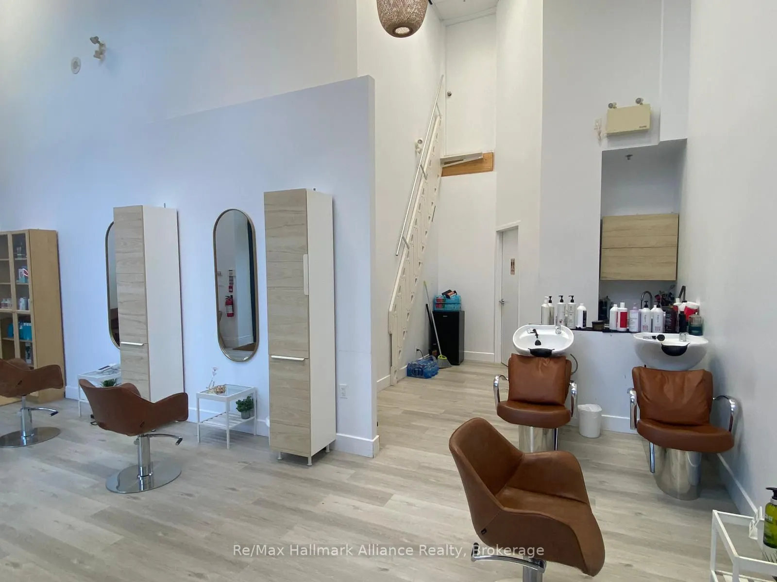 2083 Lake Shore Boulevard, #3