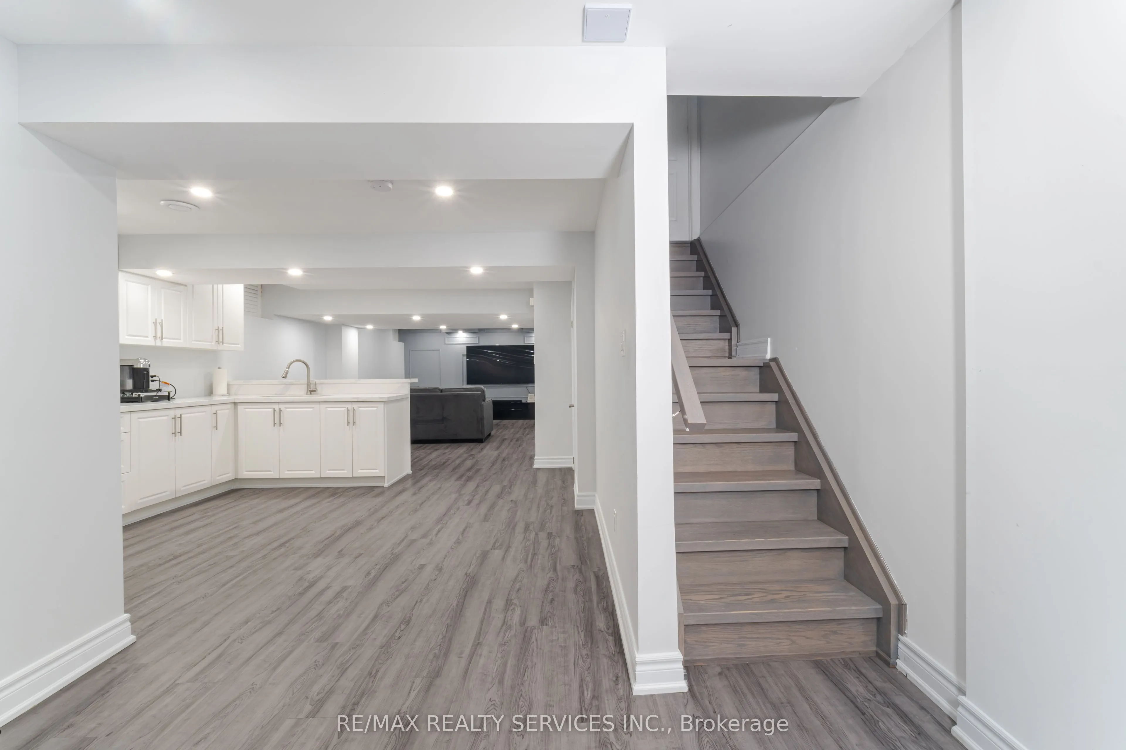 4 Klemscott Road