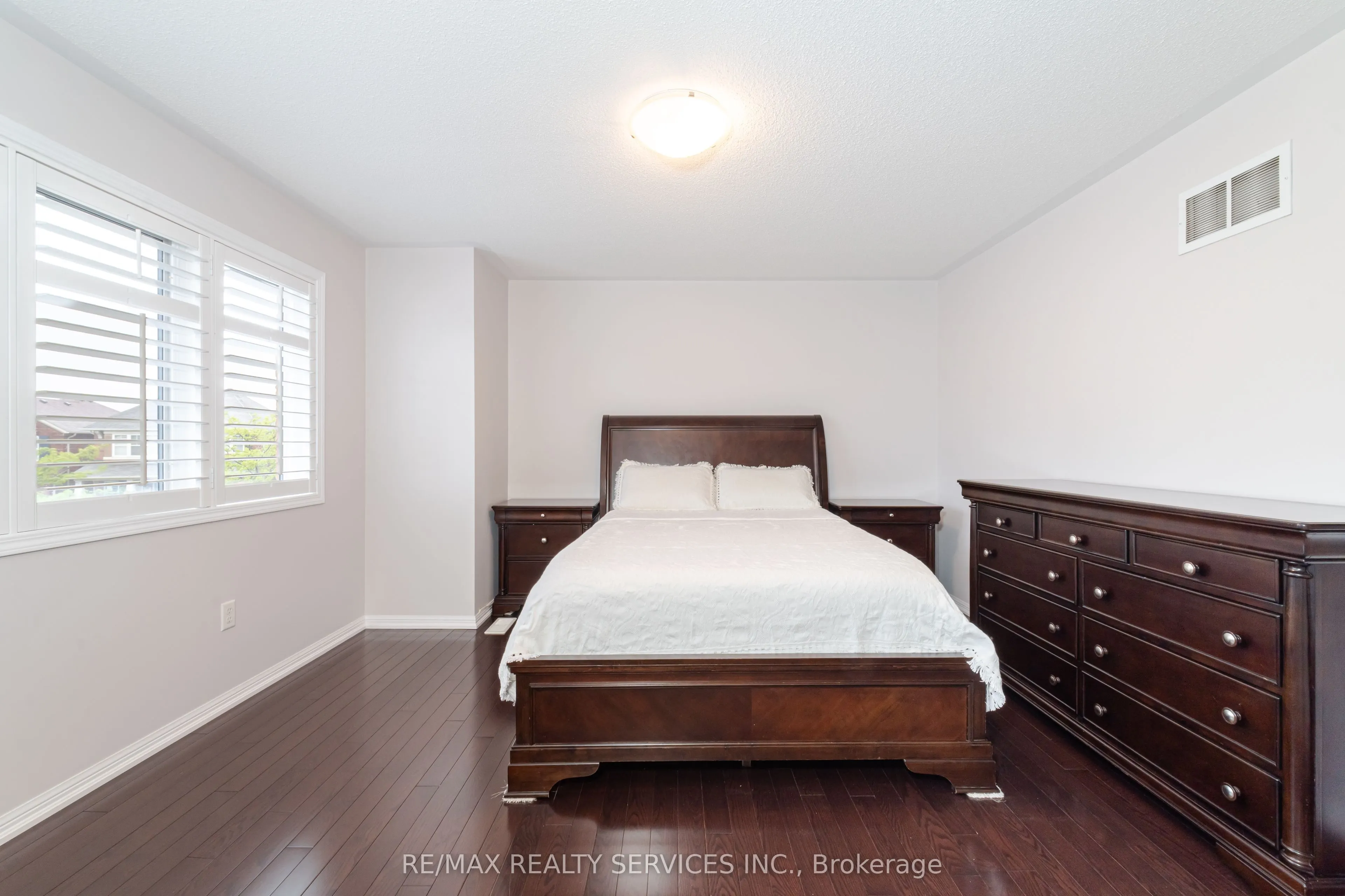 4 Klemscott Road
