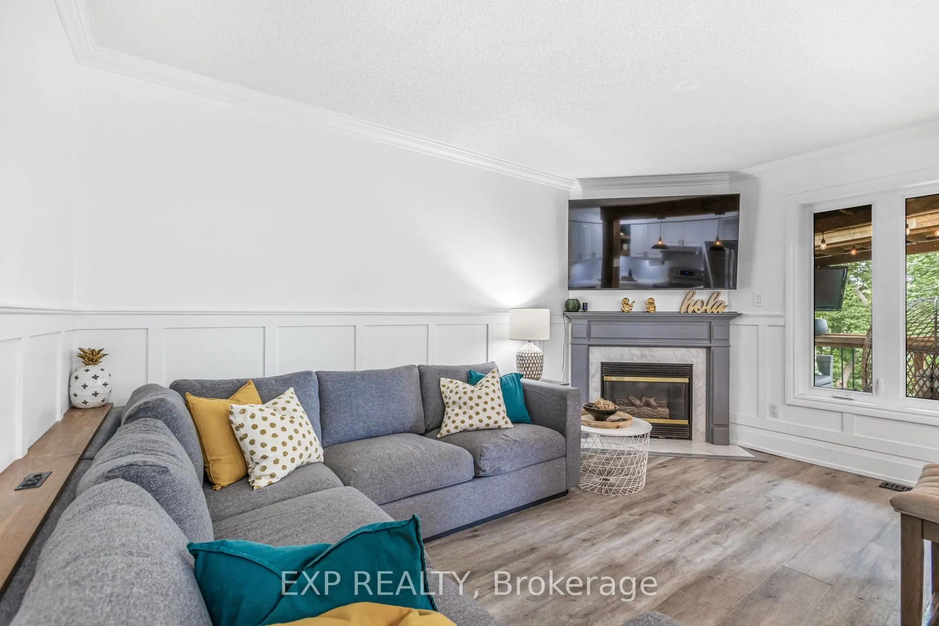 184 Howard Crescent