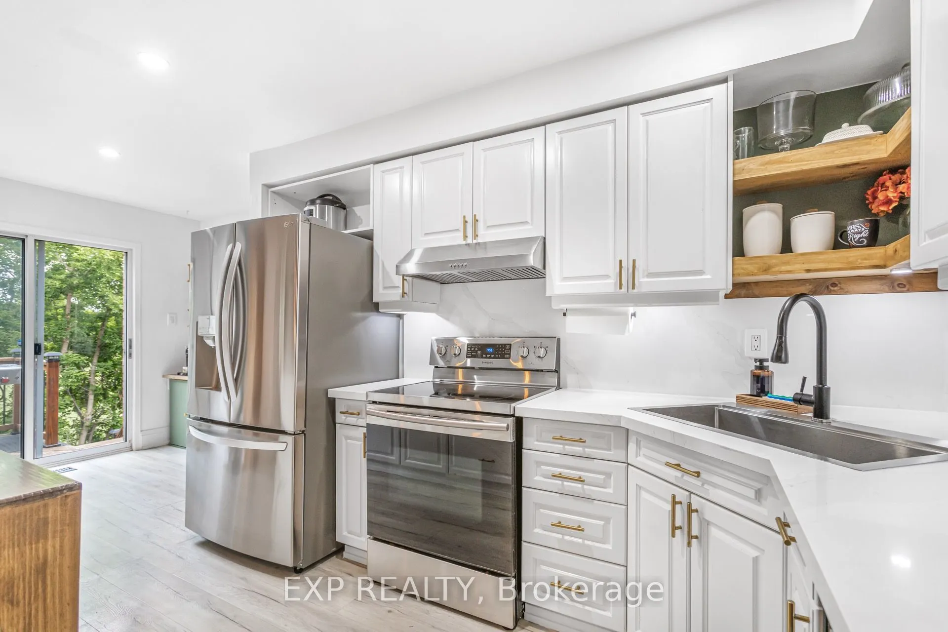 184 Howard Crescent