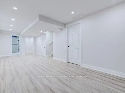 219 ROXTON Road
