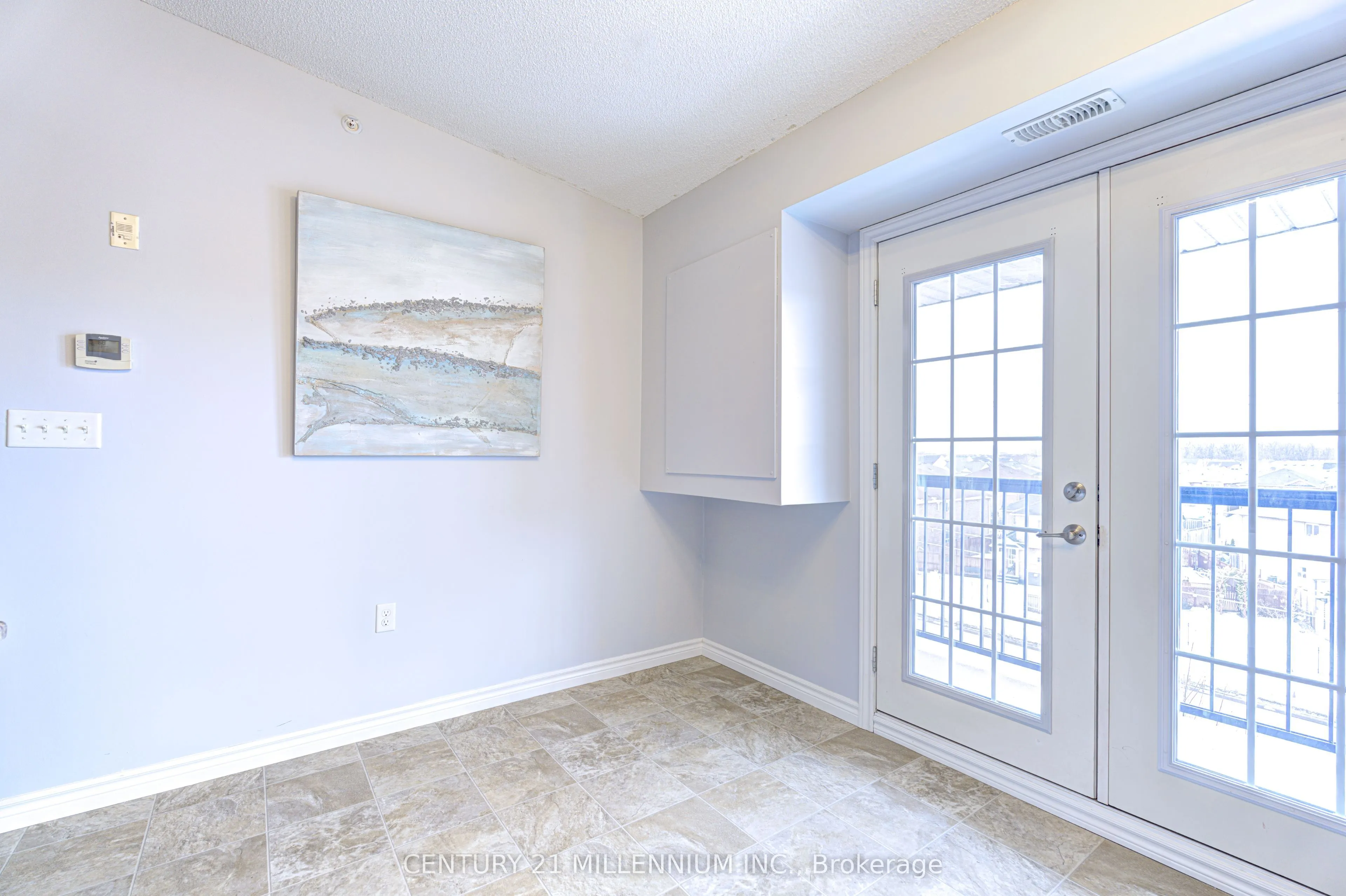 1380 Main Street E, #407