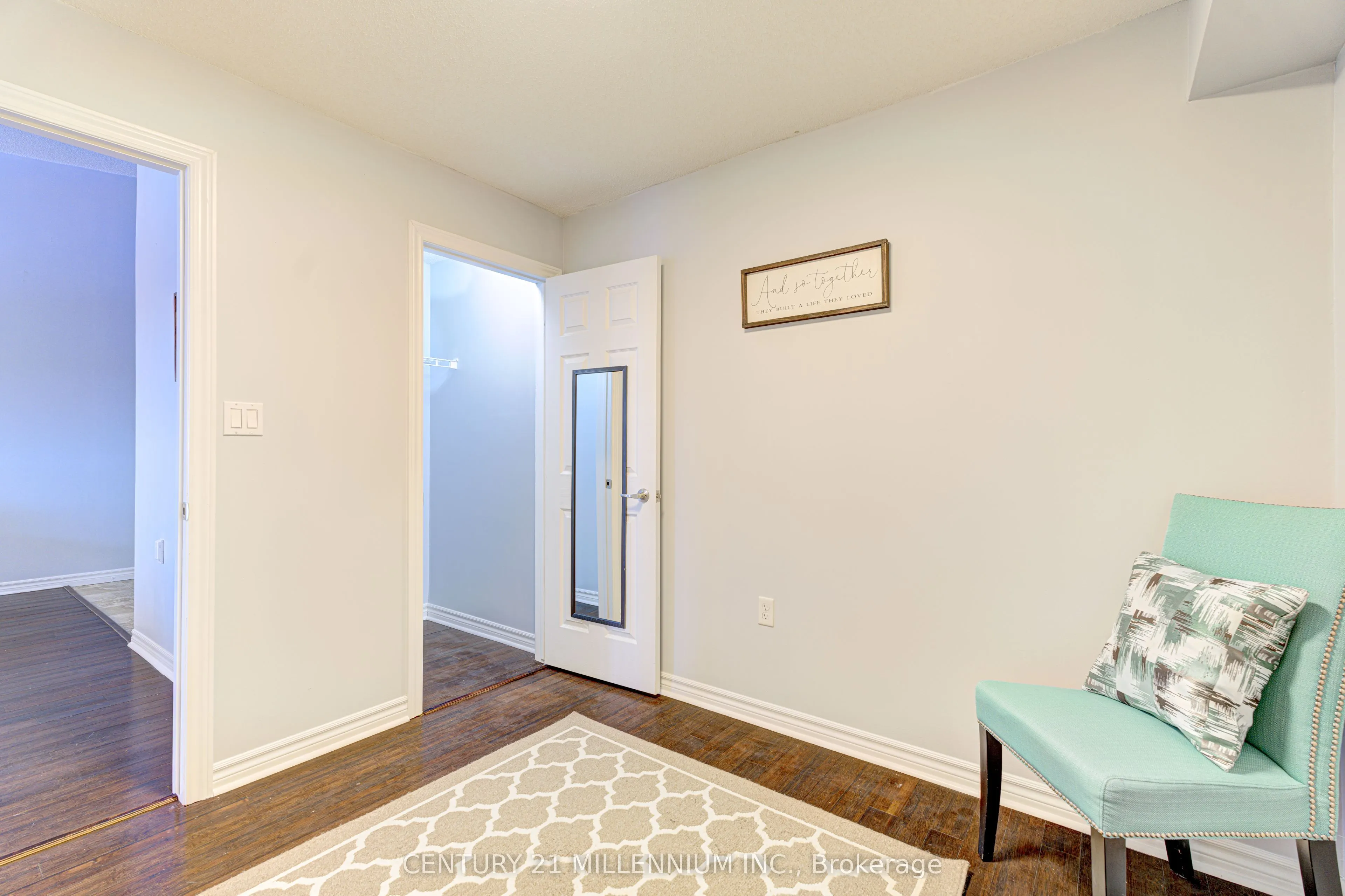 1380 Main Street E, #407