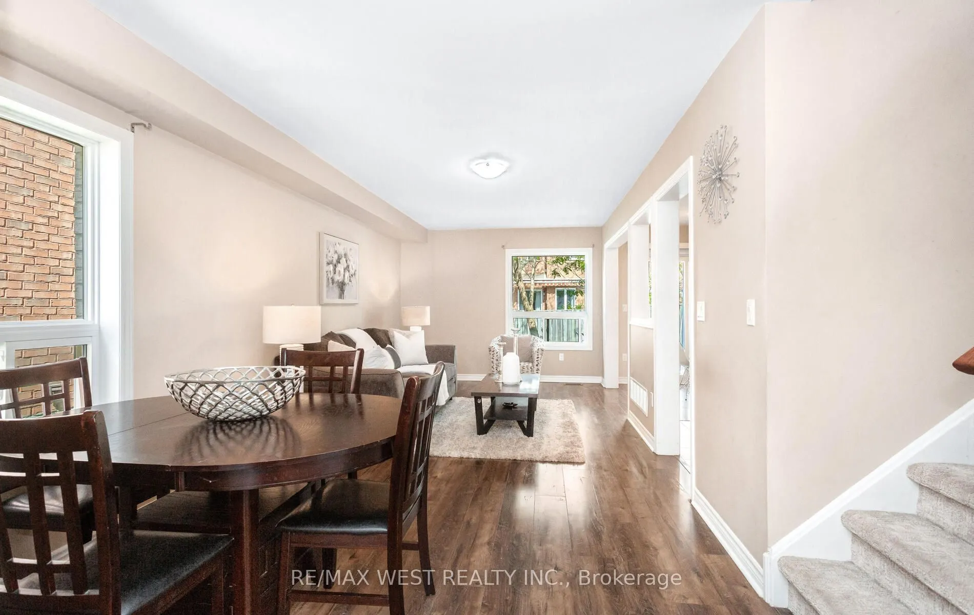 3953 Freeman Terrace