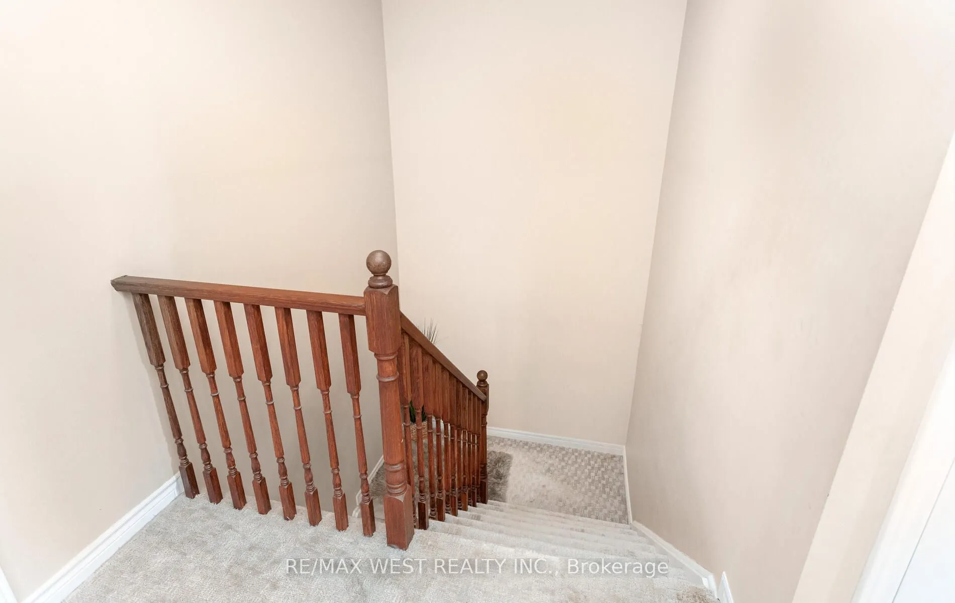 3953 Freeman Terrace