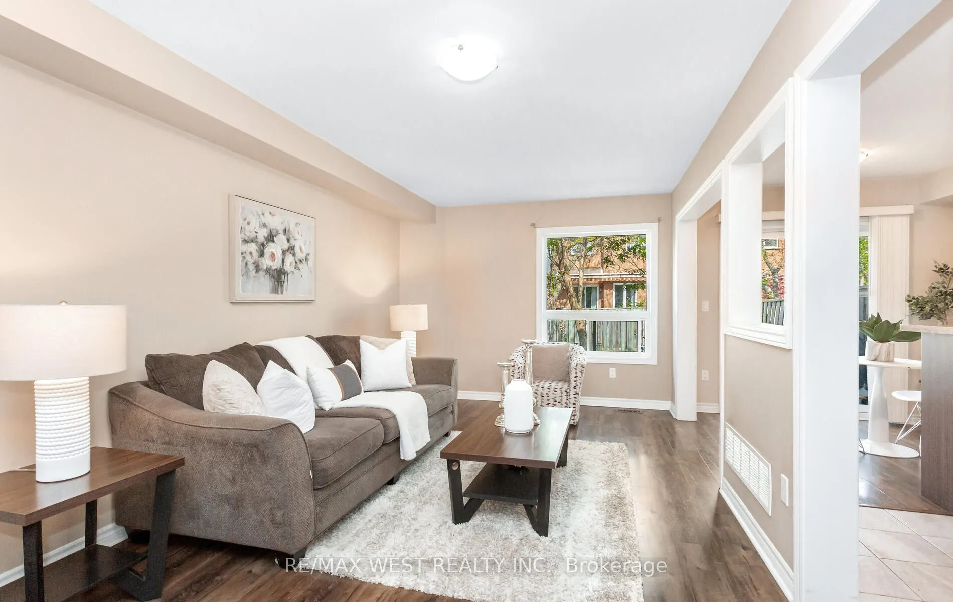 3953 Freeman Terrace