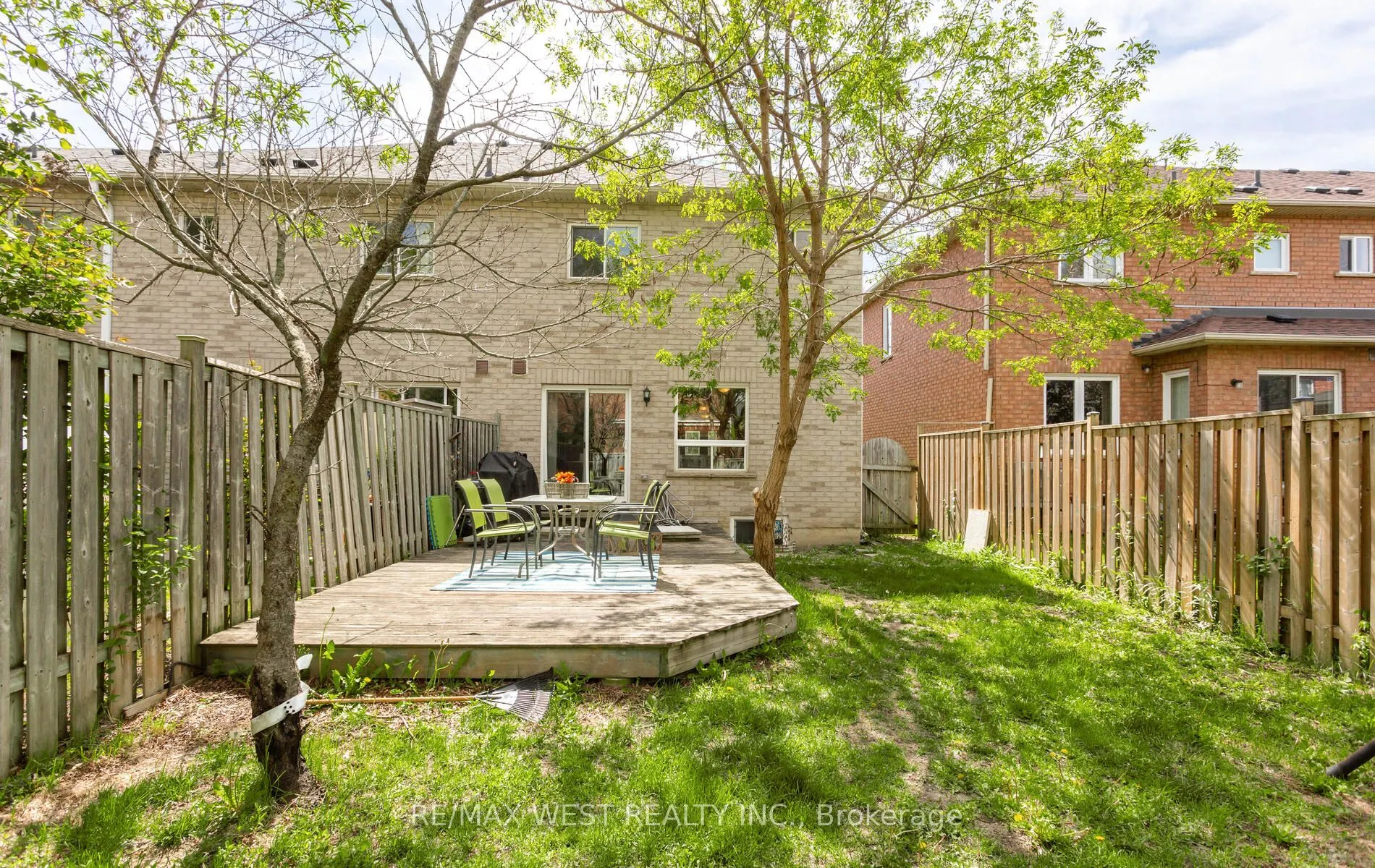 3953 Freeman Terrace