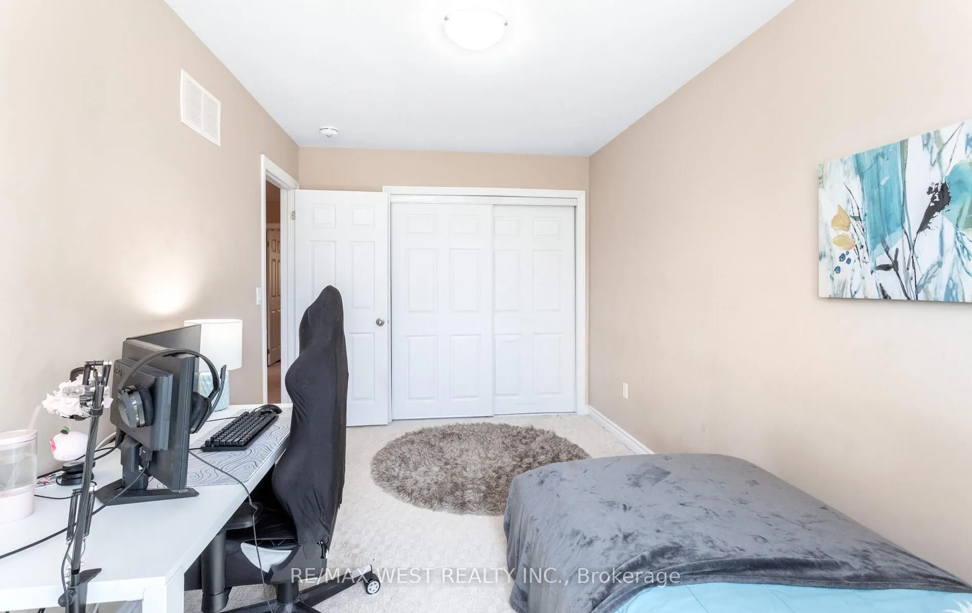 3953 Freeman Terrace