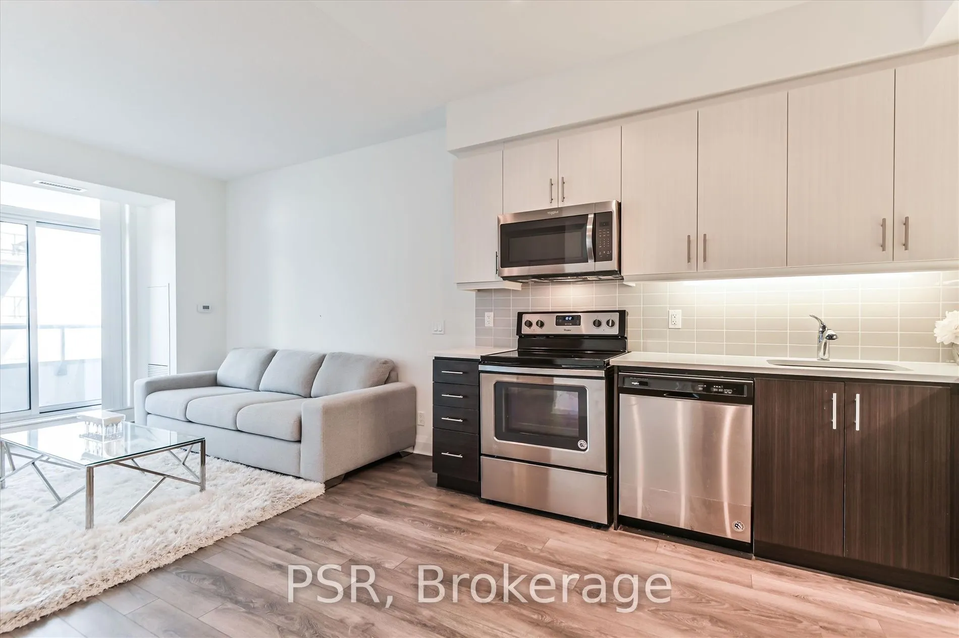 15 Zorra Street, #1010