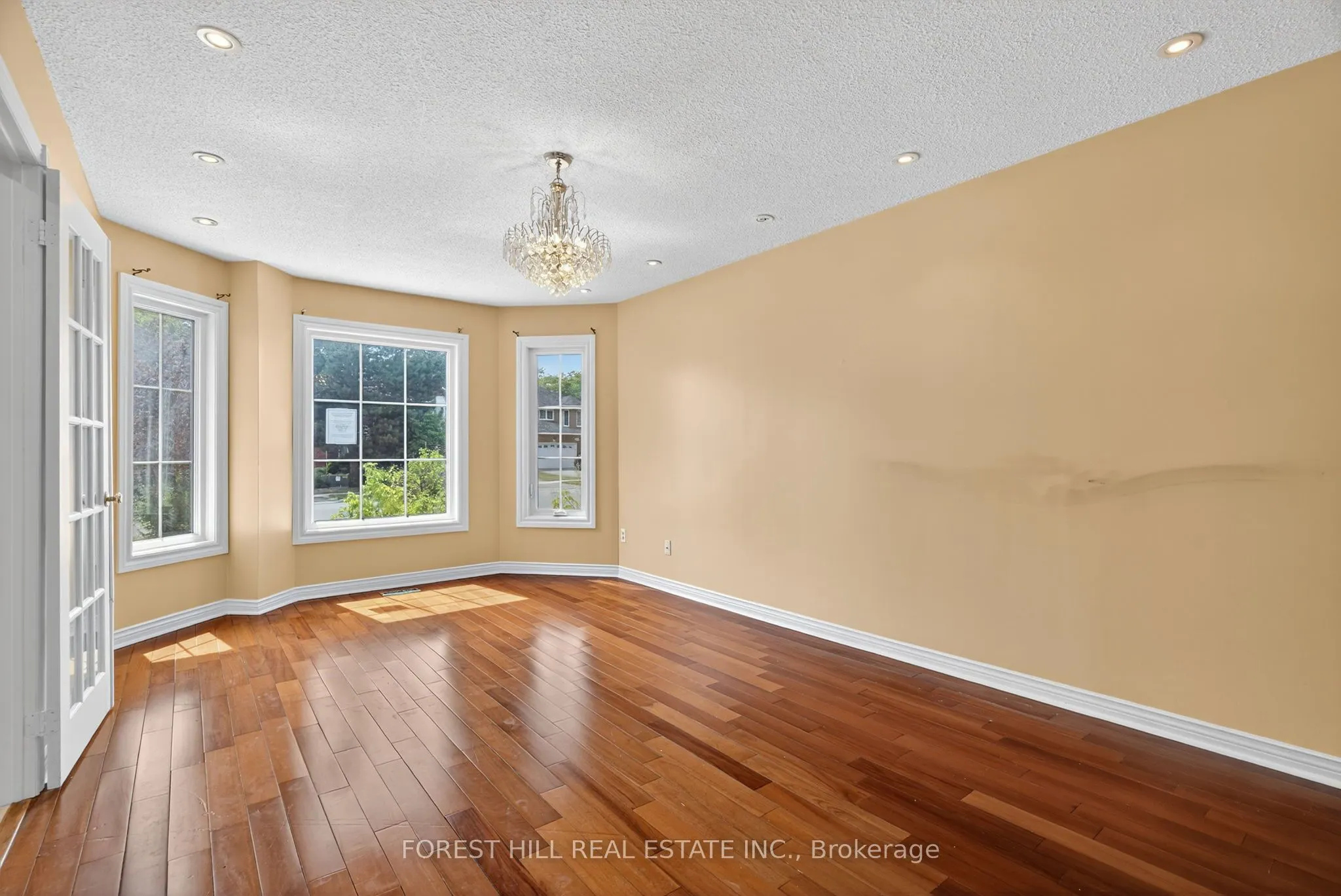 1345 Sir David Drive