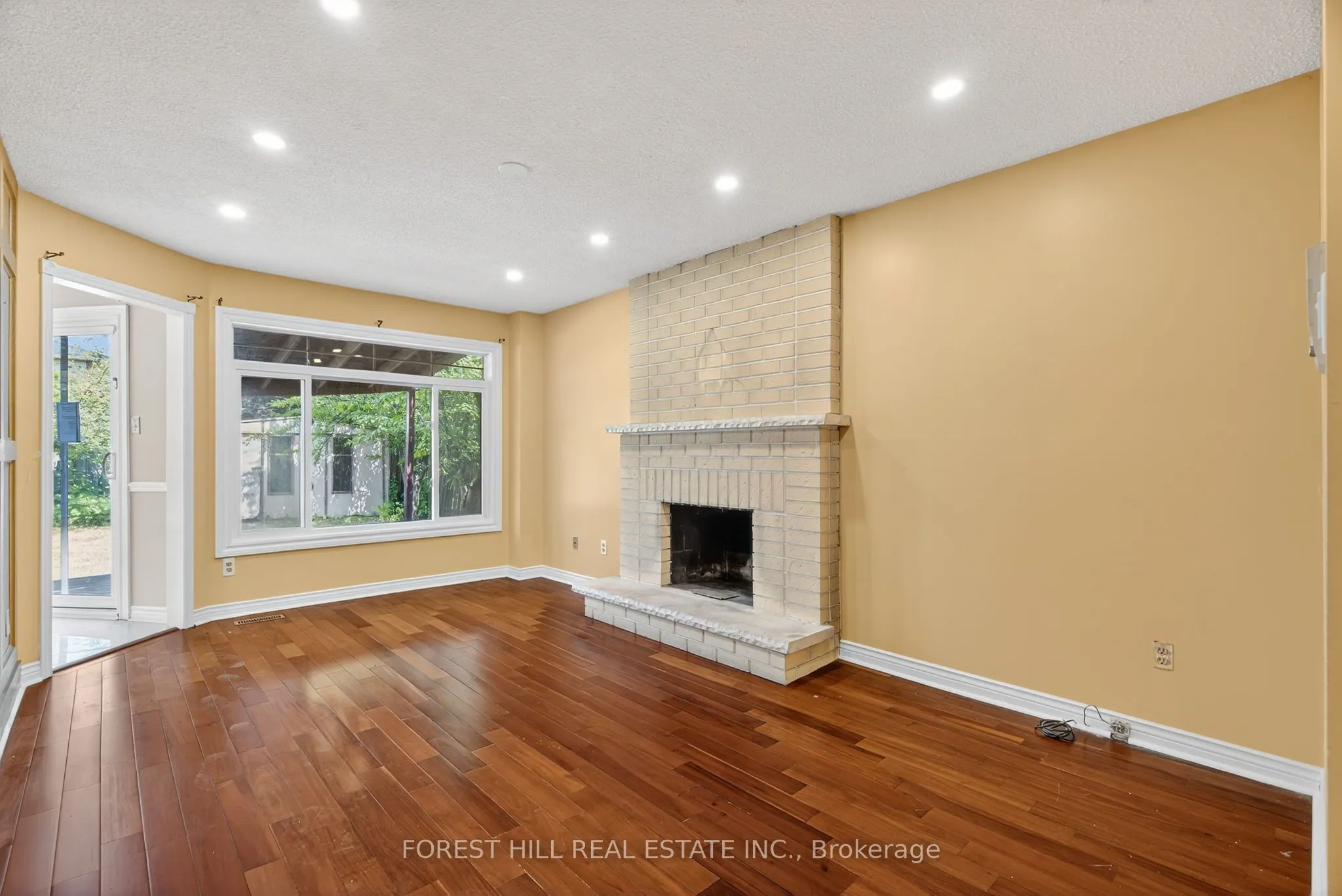 1345 Sir David Drive