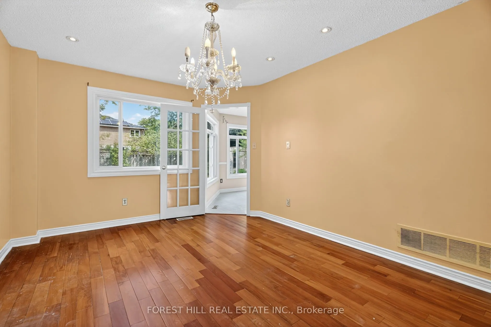1345 Sir David Drive