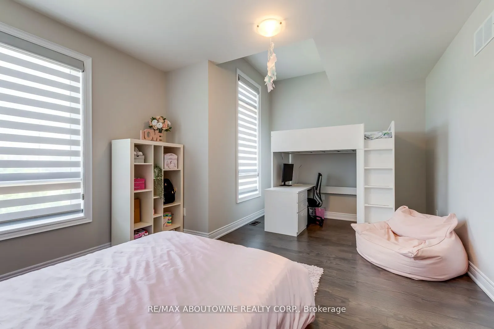 19 Raindrop Terrace