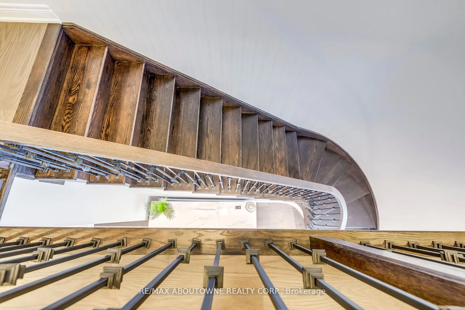 19 Raindrop Terrace