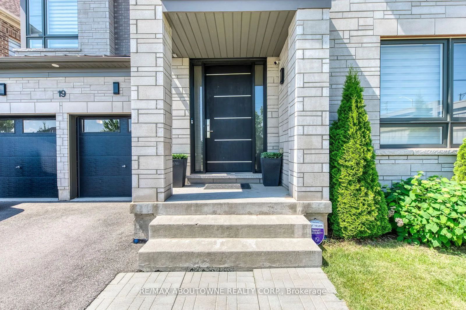 19 Raindrop Terrace