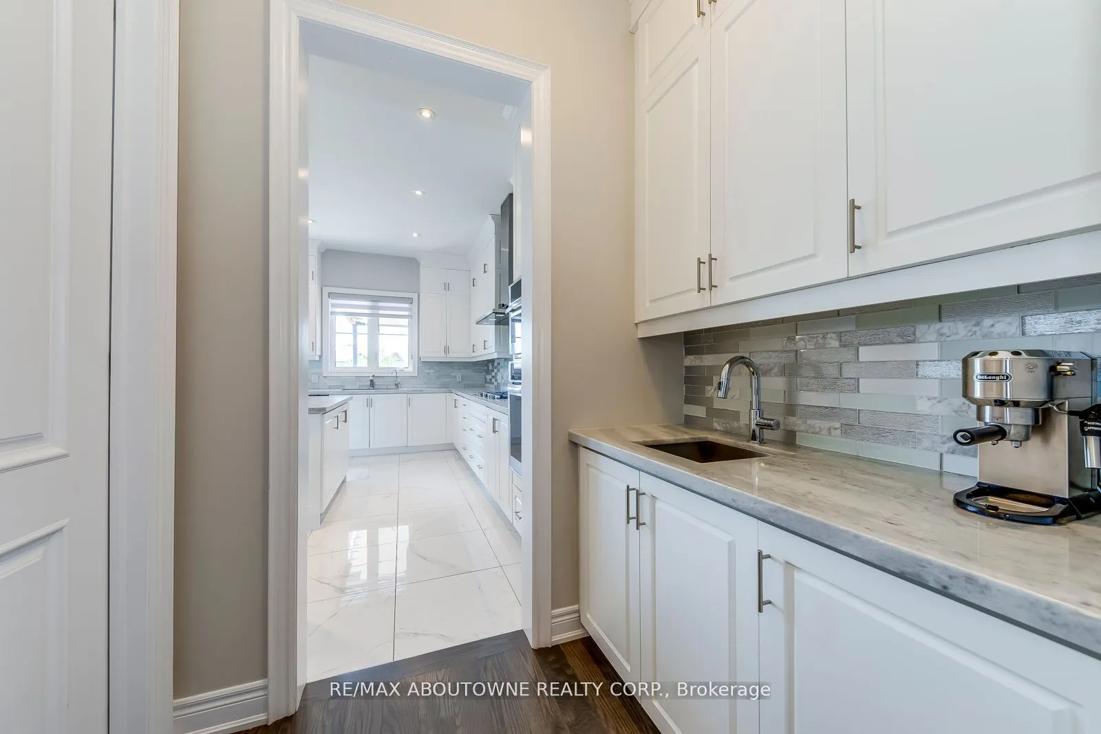 19 Raindrop Terrace