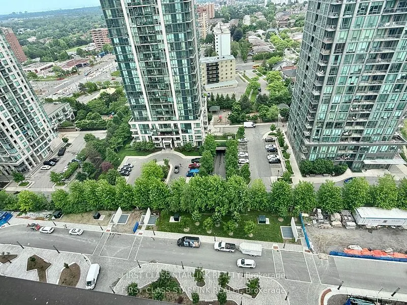 36 Elm Drive W, #2006