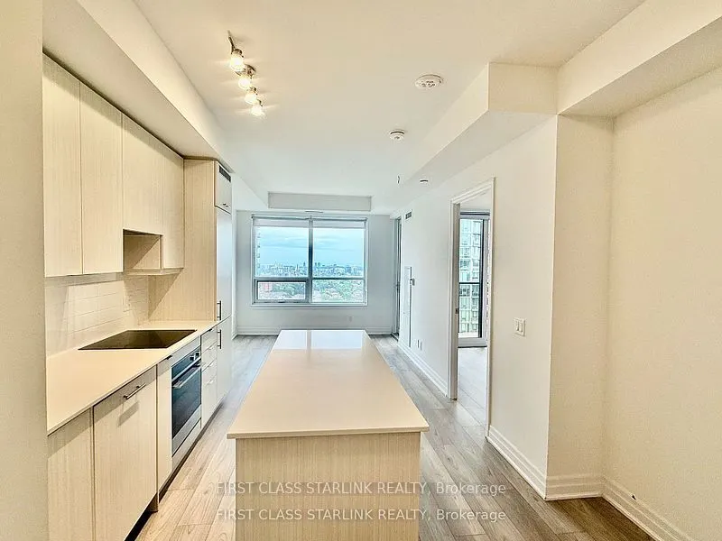 36 Elm Drive W, #2006