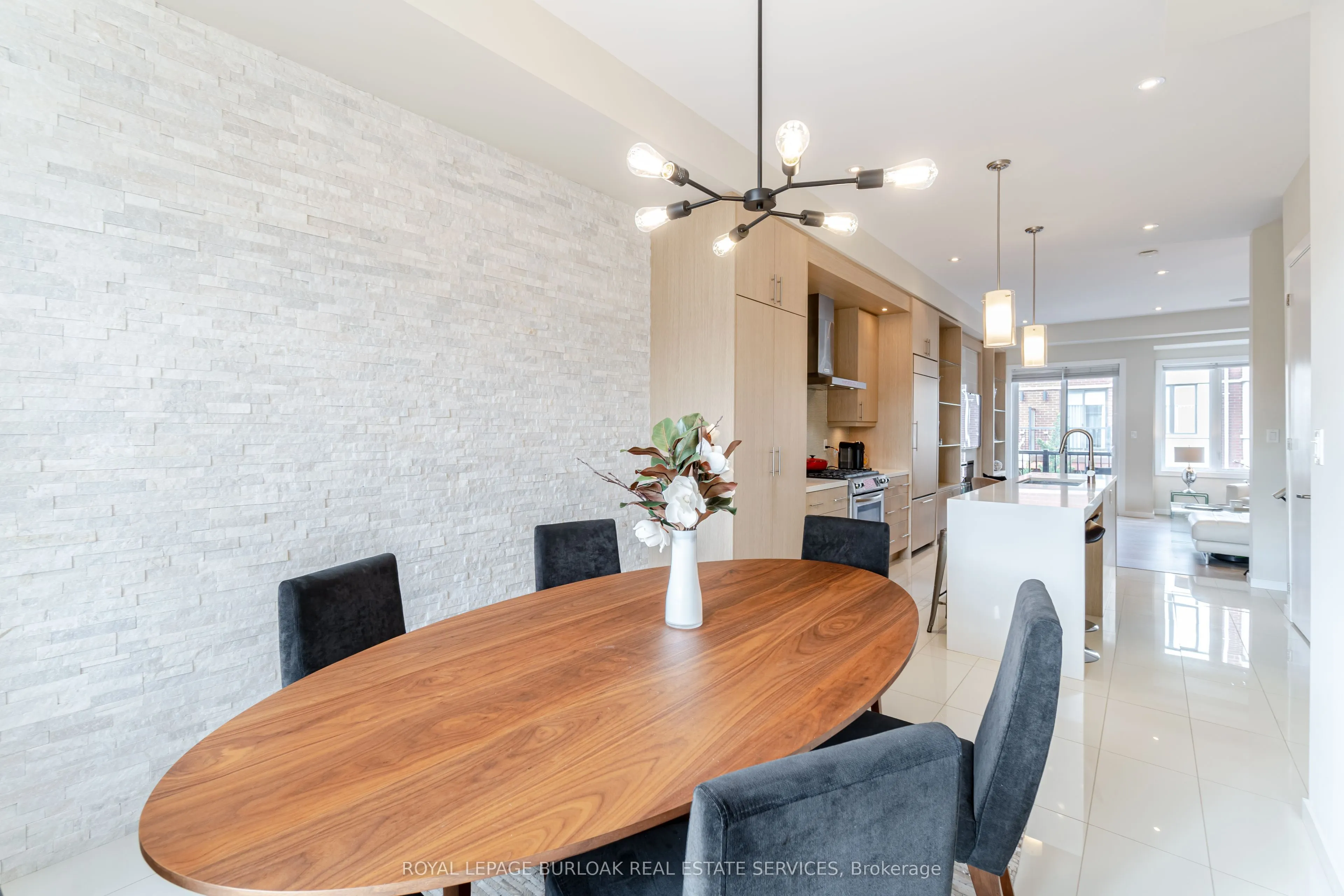 467 Nautical Boulevard