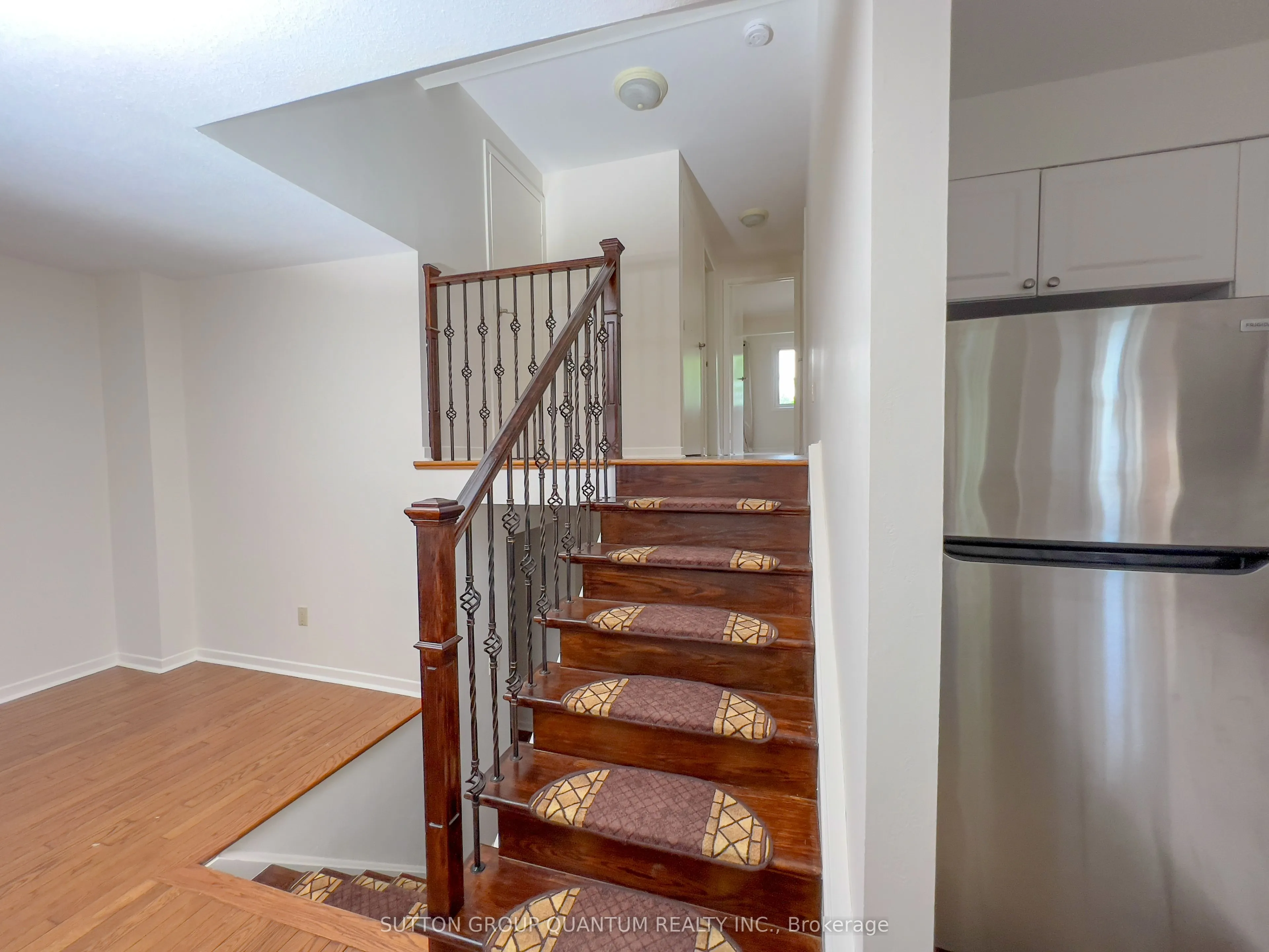4262 Jefton Crescent