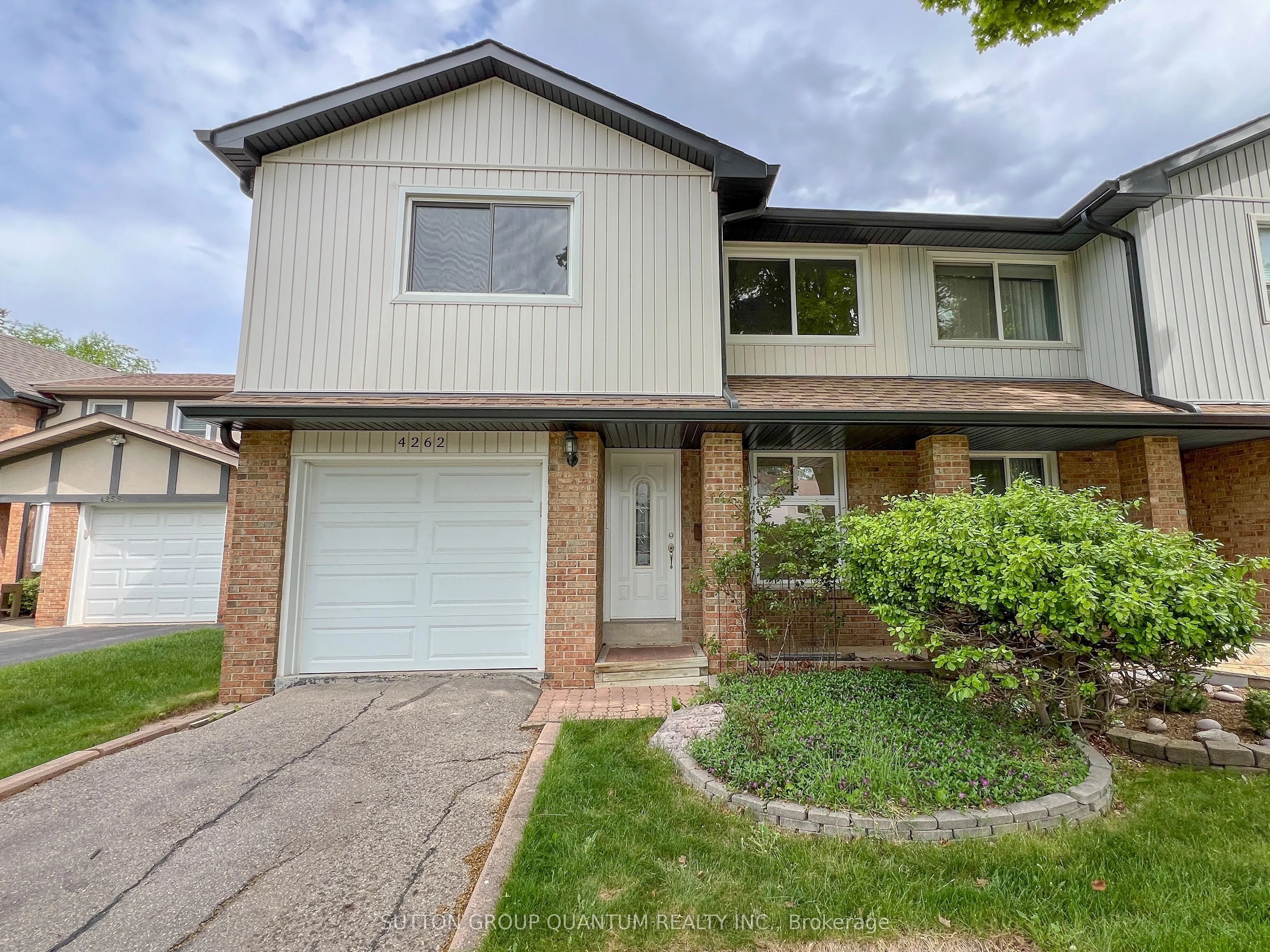 4262 Jefton Crescent