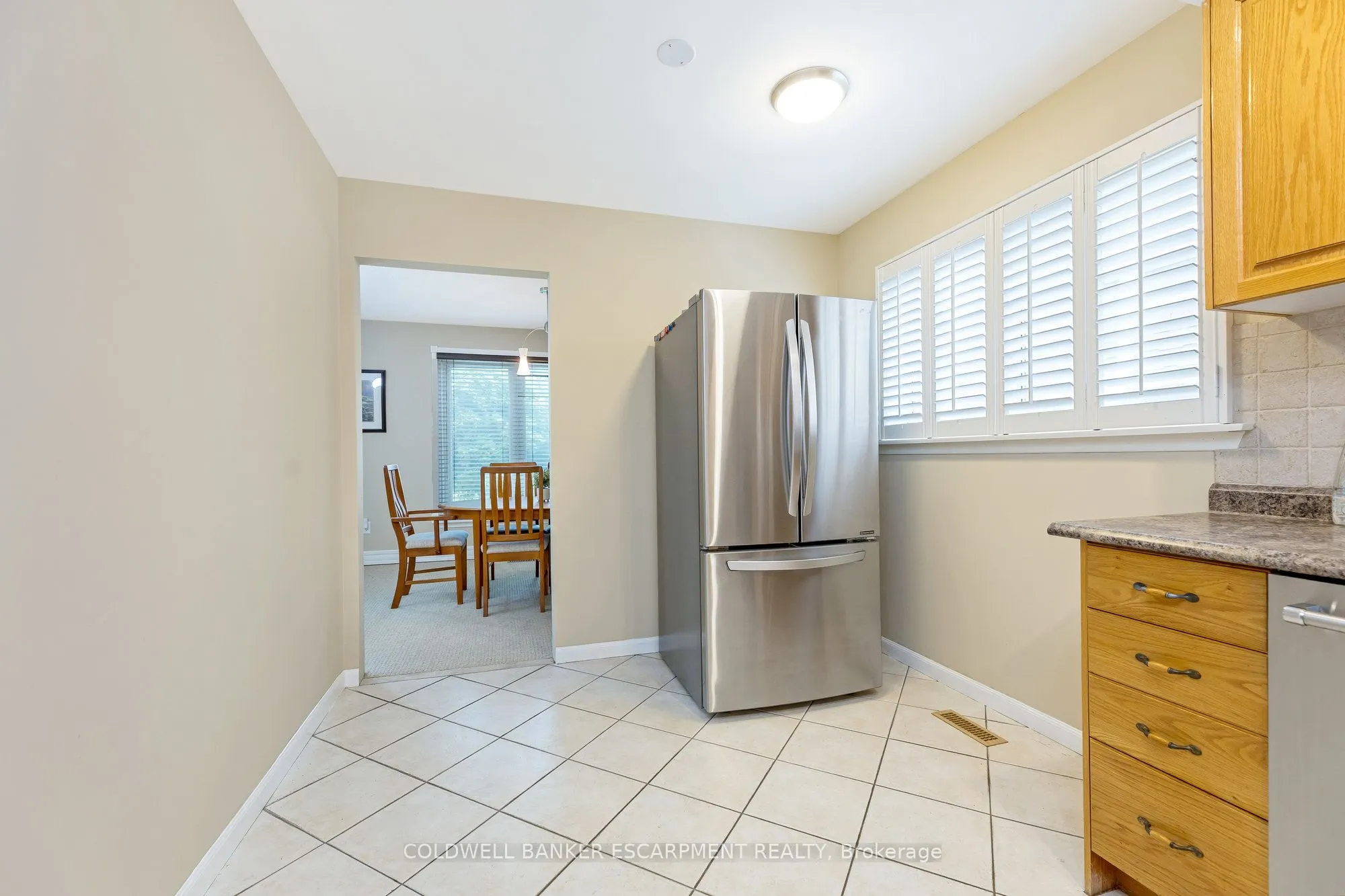 37 Grassmere Crescent