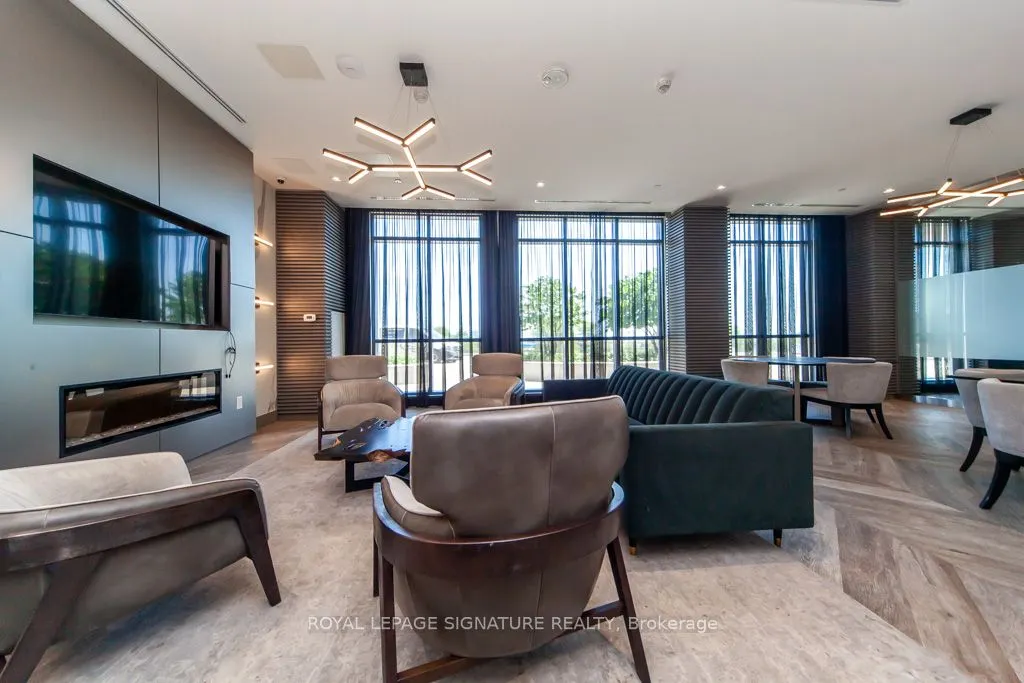 50 Thomas Riley Road, #906