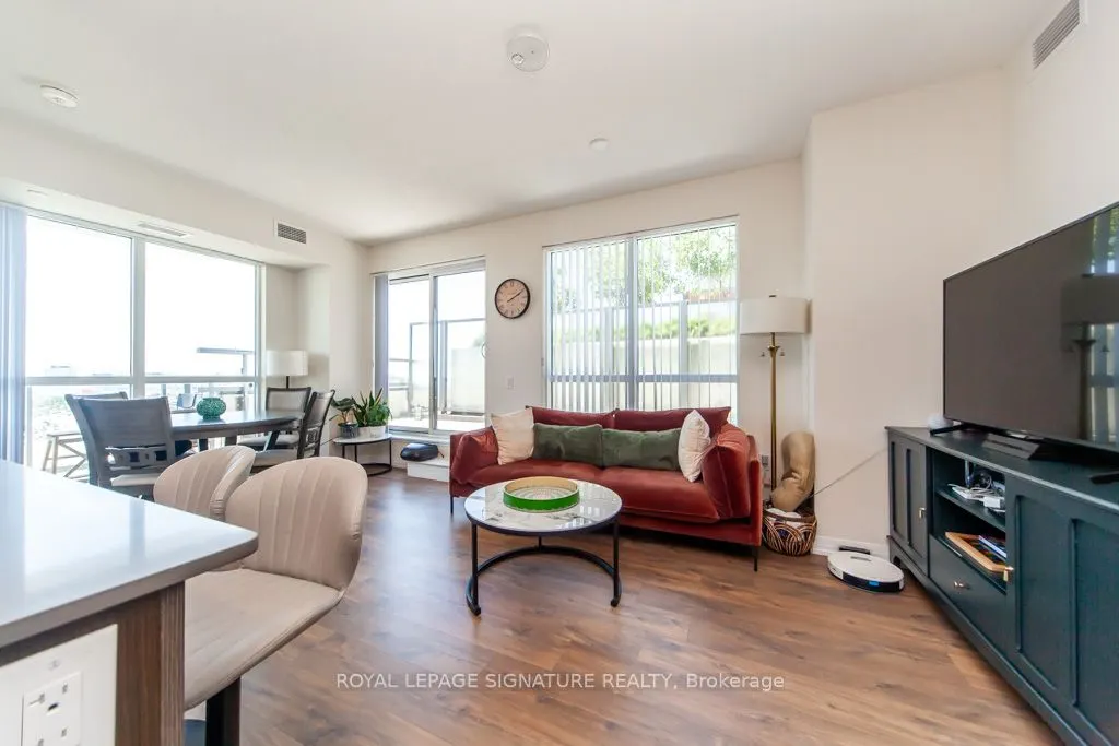 50 Thomas Riley Road, #906