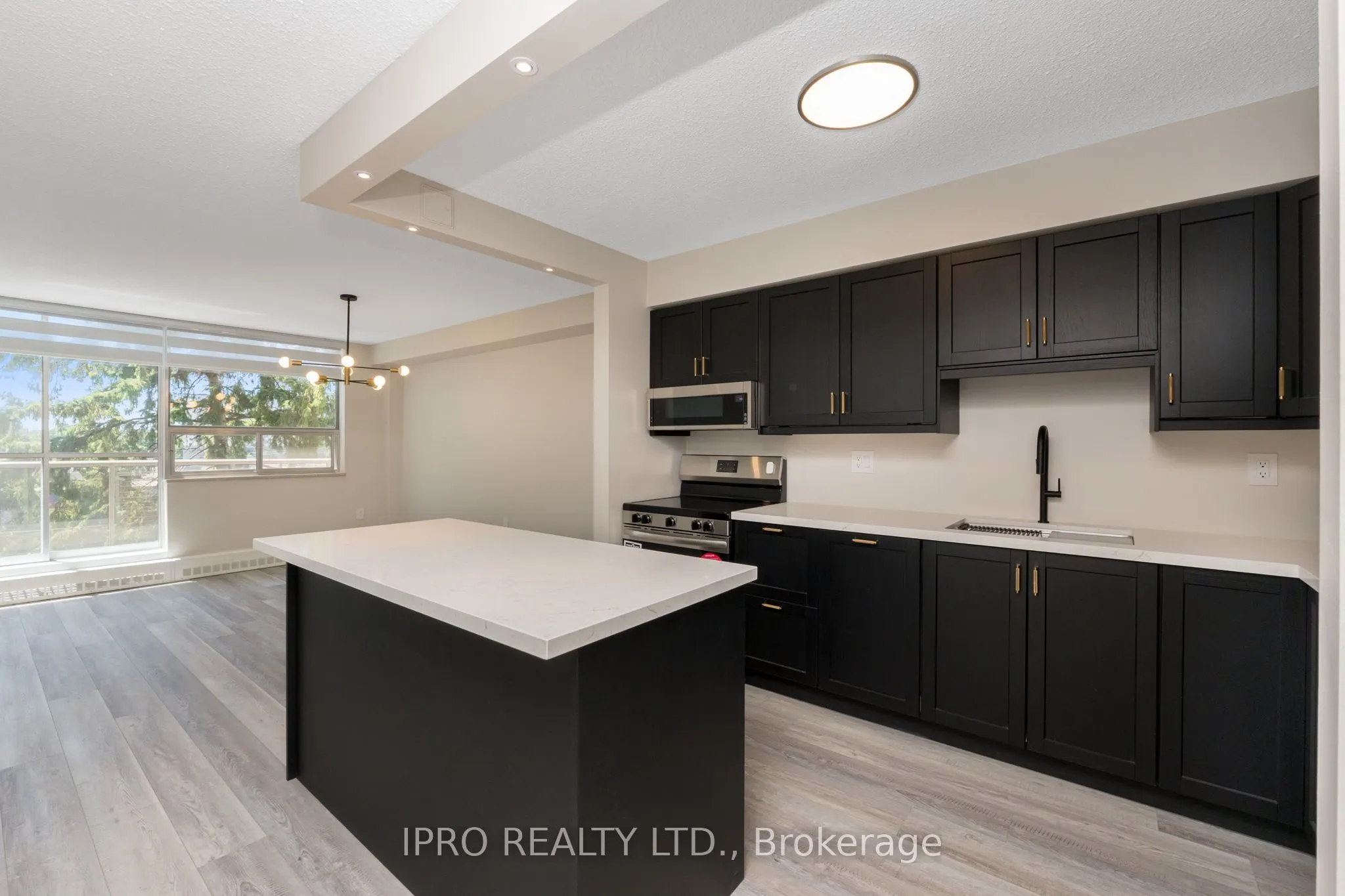 1050 Stainton Drive, #319