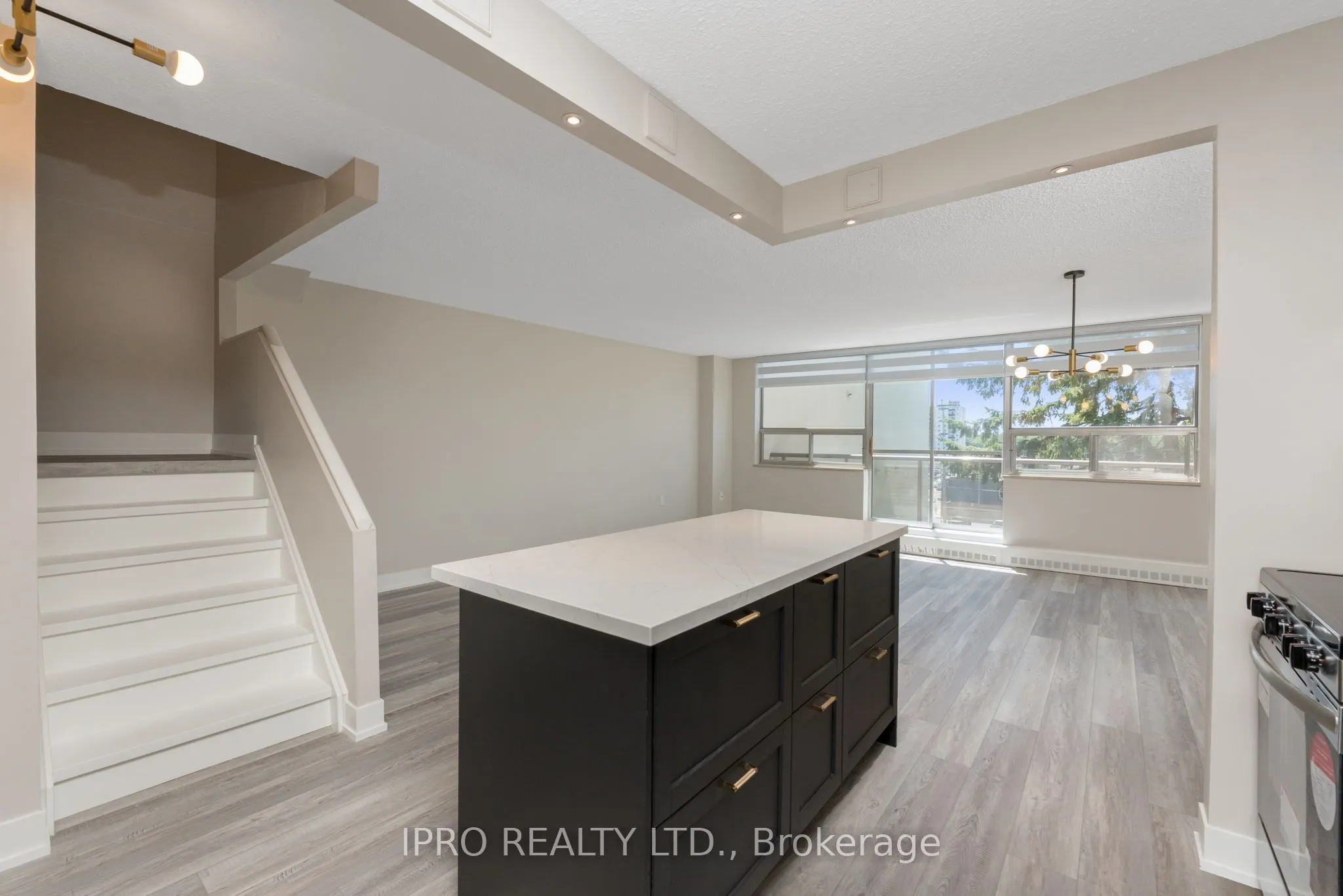 1050 Stainton Drive, #319