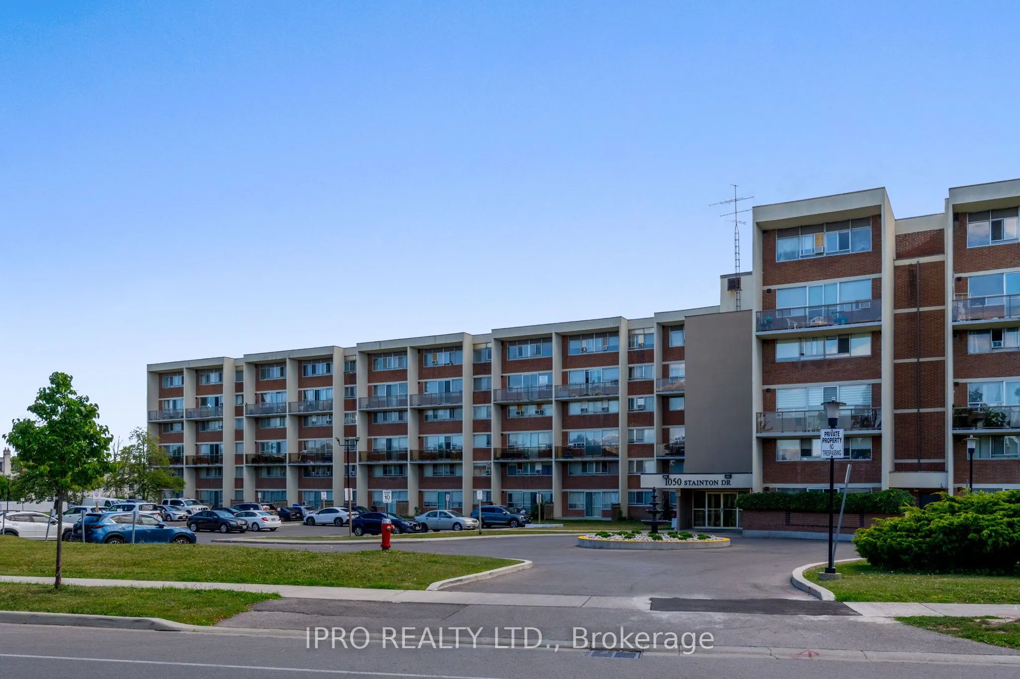 1050 Stainton Drive, #319