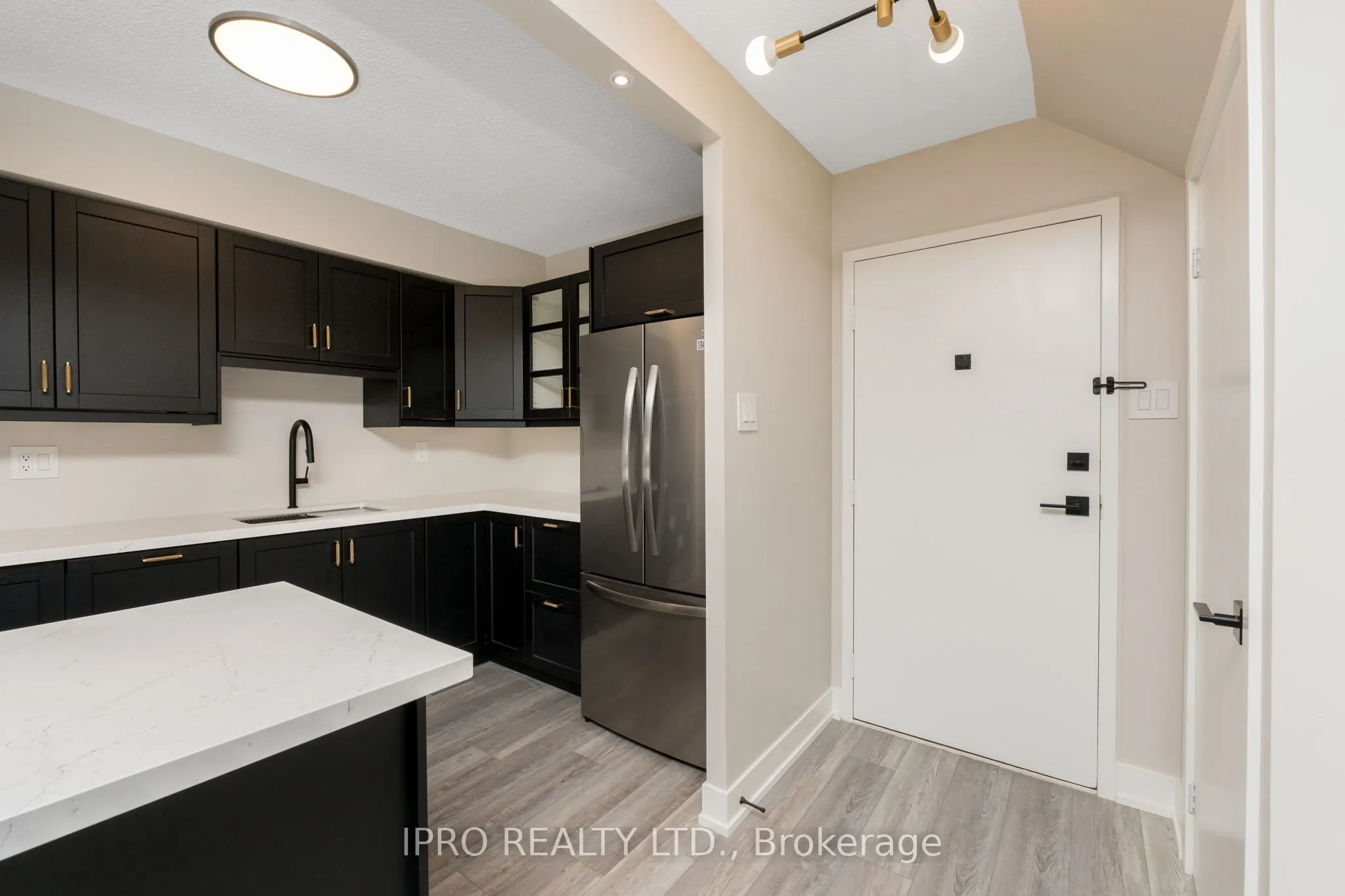 1050 Stainton Drive, #319