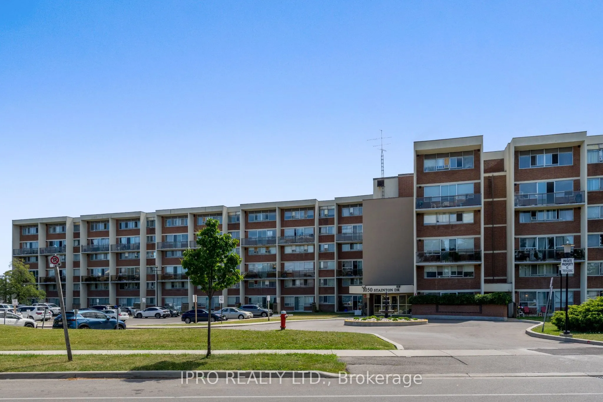 1050 Stainton Drive, #319