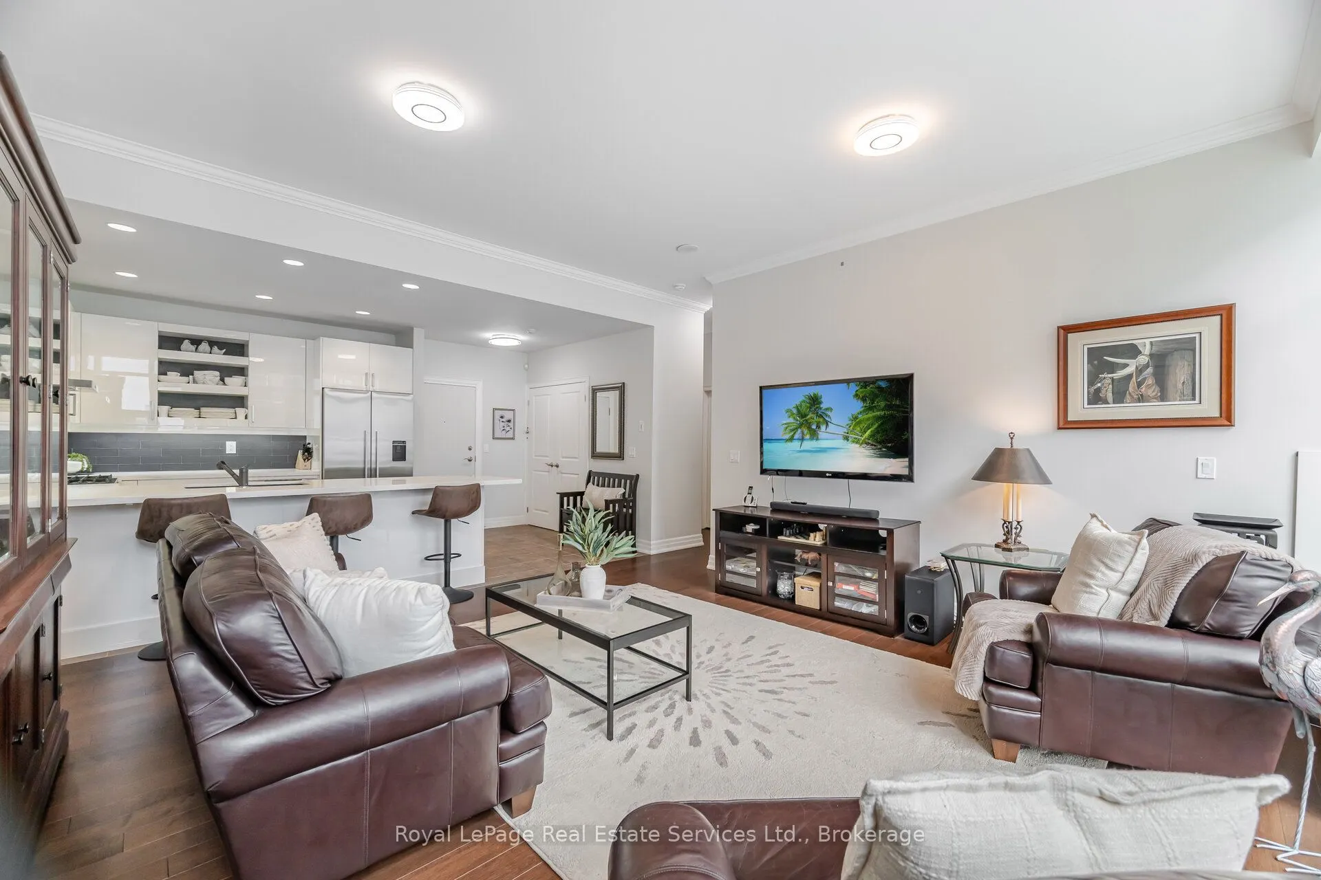 360 Pearl Street, #303
