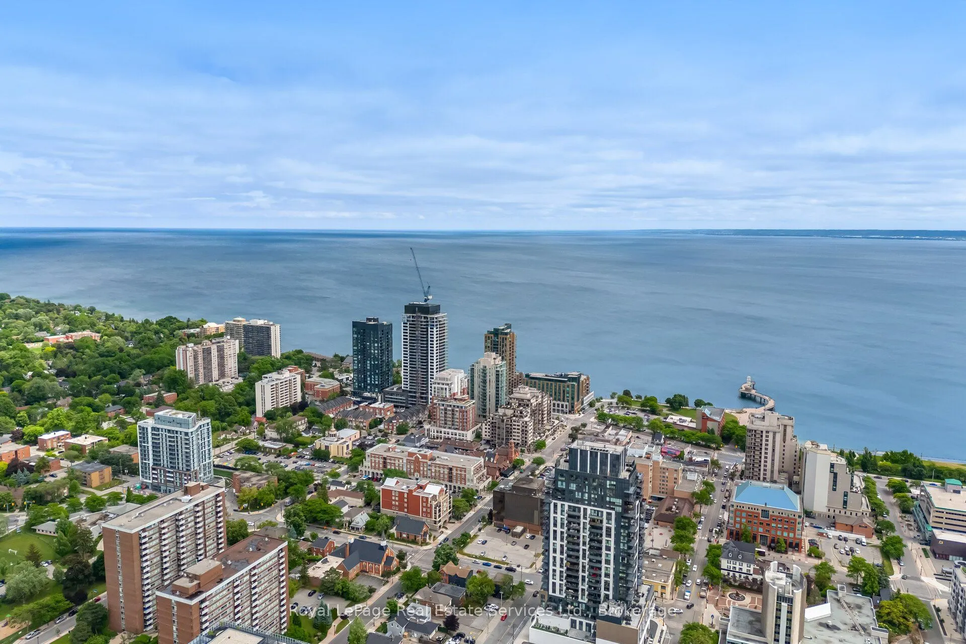 360 Pearl Street, #303