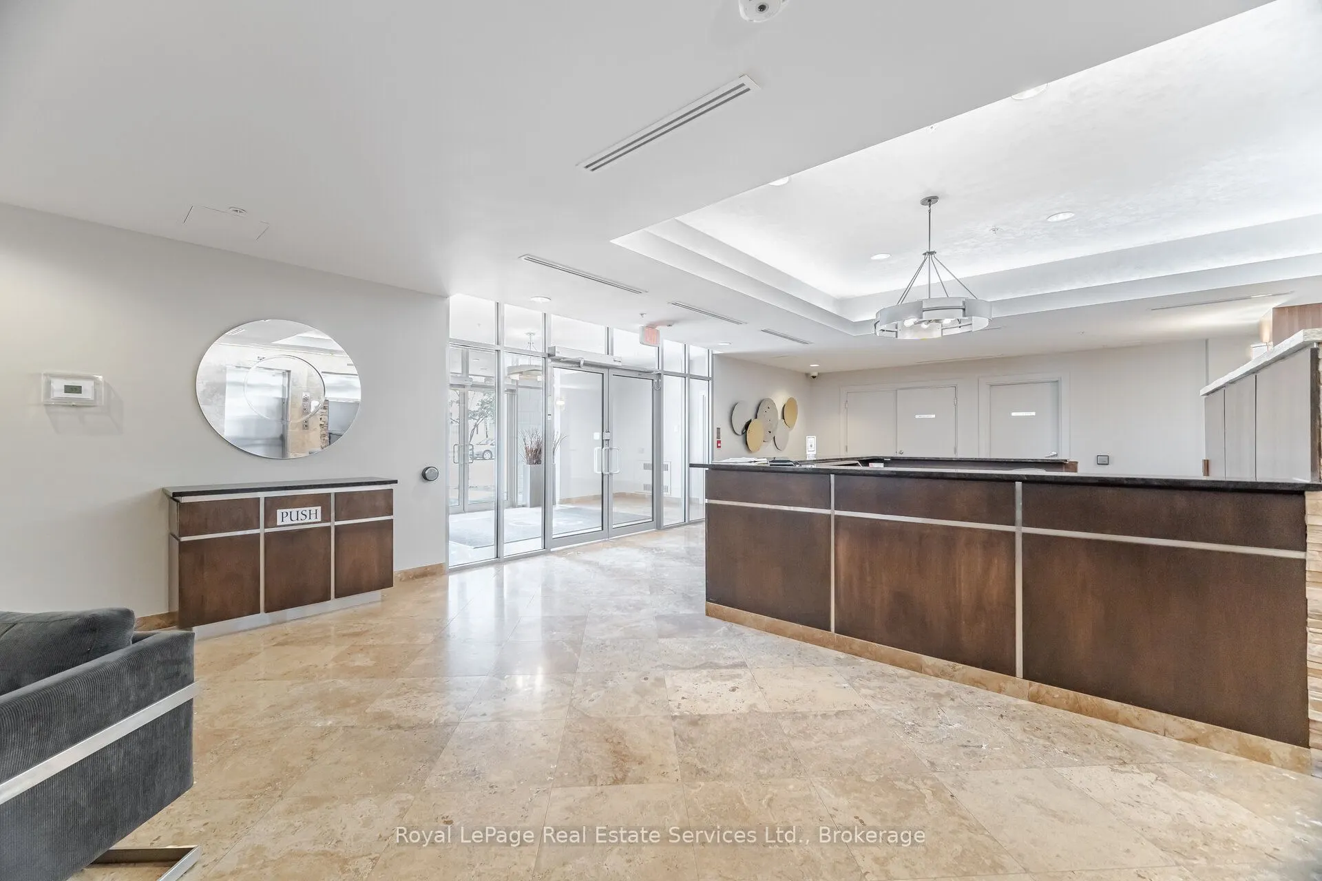 360 Pearl Street, #303